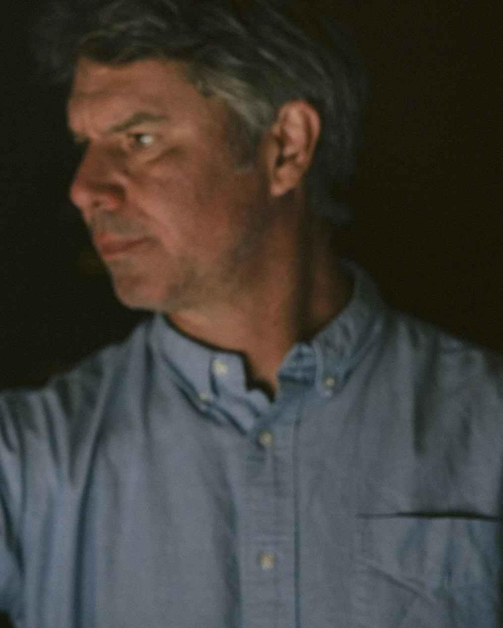 Jason Joyce of @calcareouswine was one of the first winemakers I ever photographed when Acacia started. Exciting to still be documenting moments like this years later.
Harvest gives you these honest little slices of magic. This hero image didn&rsquo;