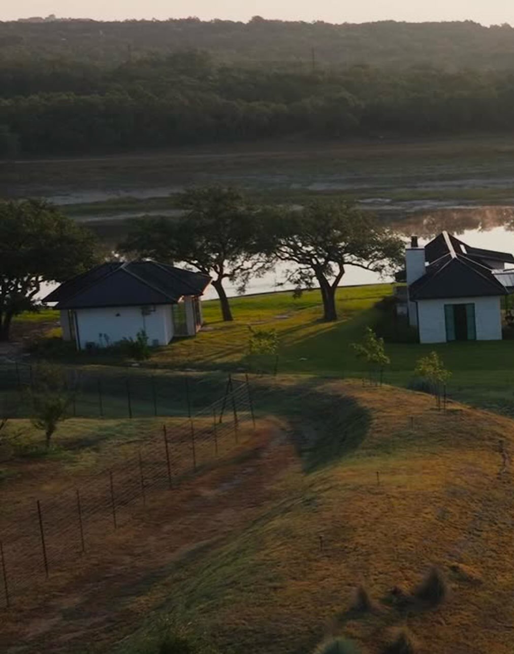 At the heart of every @cedarandoakhomes is care. Care for craft. Care for family. Care for how a space is lived in. This film is a glimpse into that heart.

Based in Austin, Texas.
 Producer &amp; Photo:&nbsp;@cameroningalls 📸 DP/Director &amp; Scri