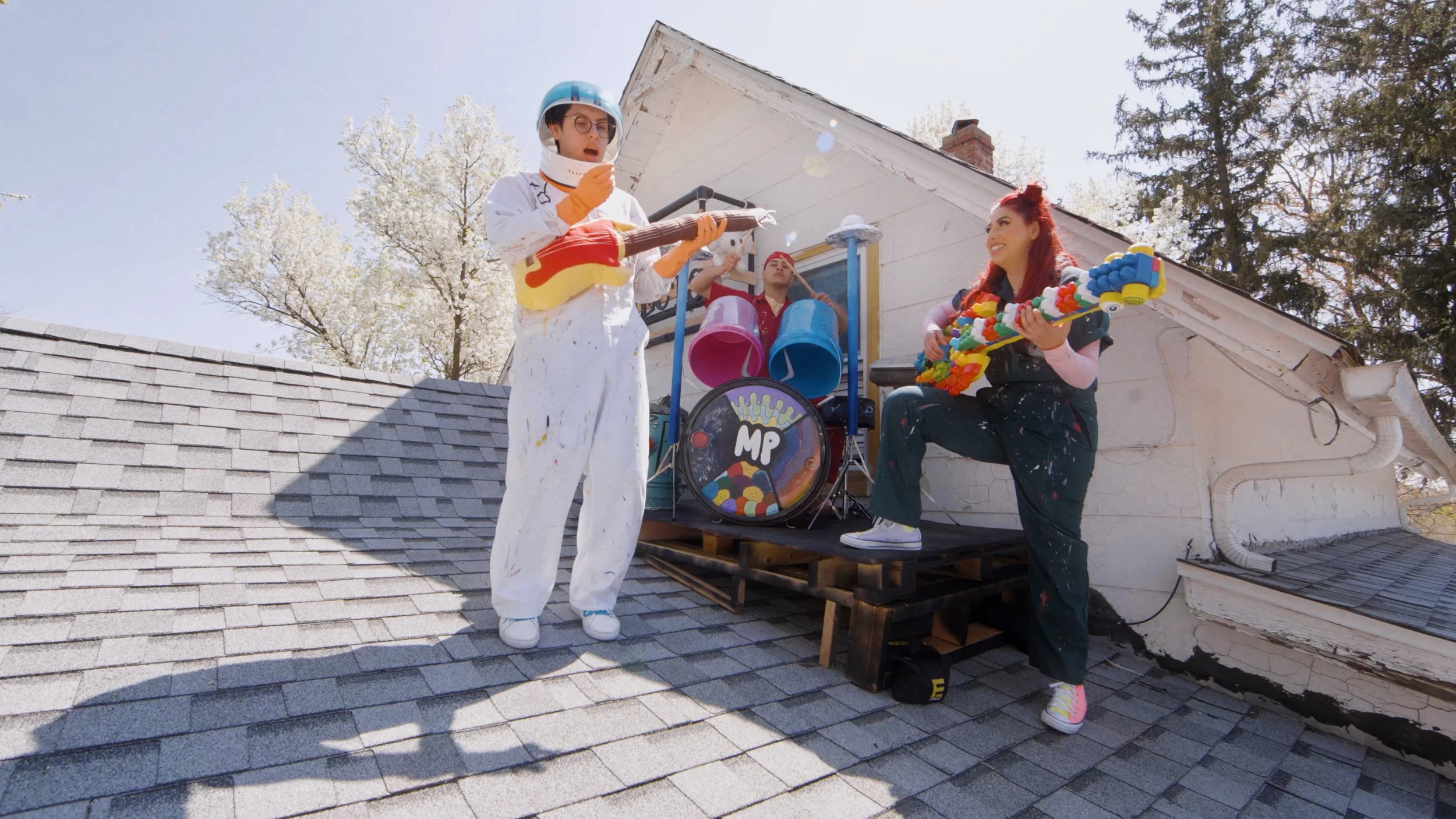 Sequence 12.00_03_37_23.Still007.jpg