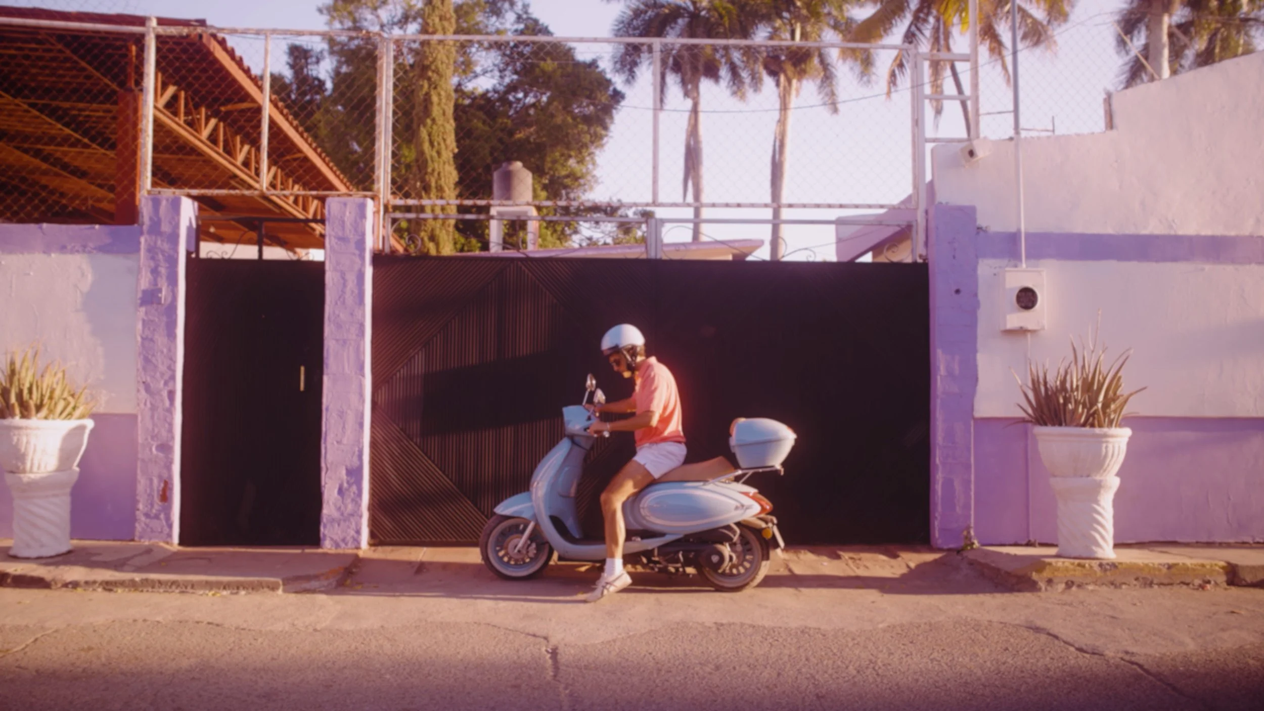 Sequence 01.00_00_42_17.Still003.jpg