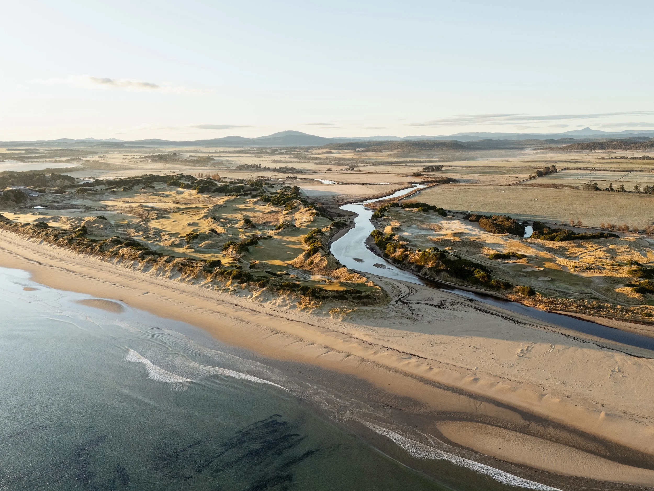 Barnbougle Coastline Web Res.jpg