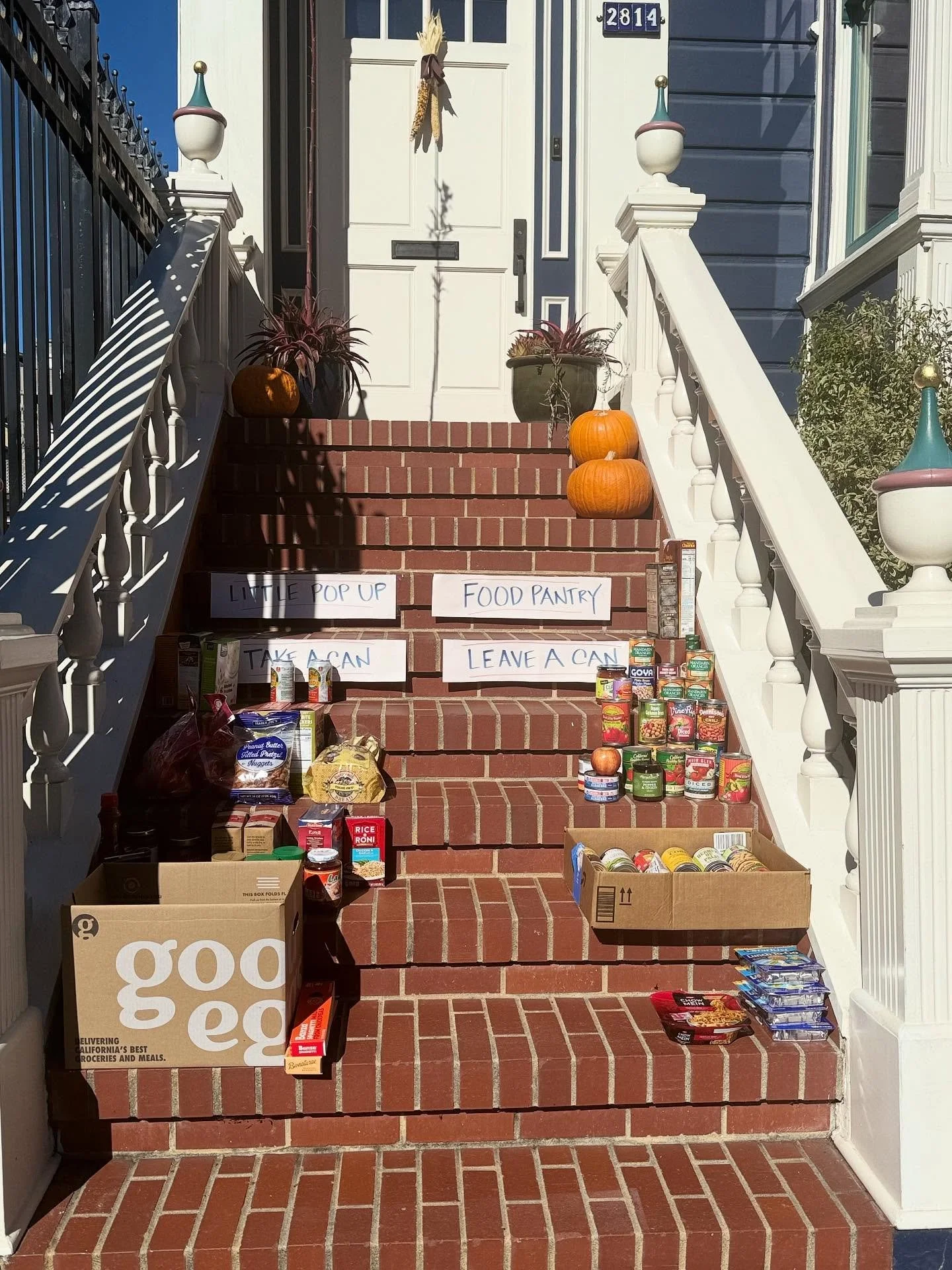 Update on the Pine Street Community Pop-Up Food Pantry&mdash;2814 Pine Street
 
Neighbors have been so generous this week and there is plenty more to share! 

The food is out daily from 7 or 8 am&mdash;10 pm 

*please share with those in need