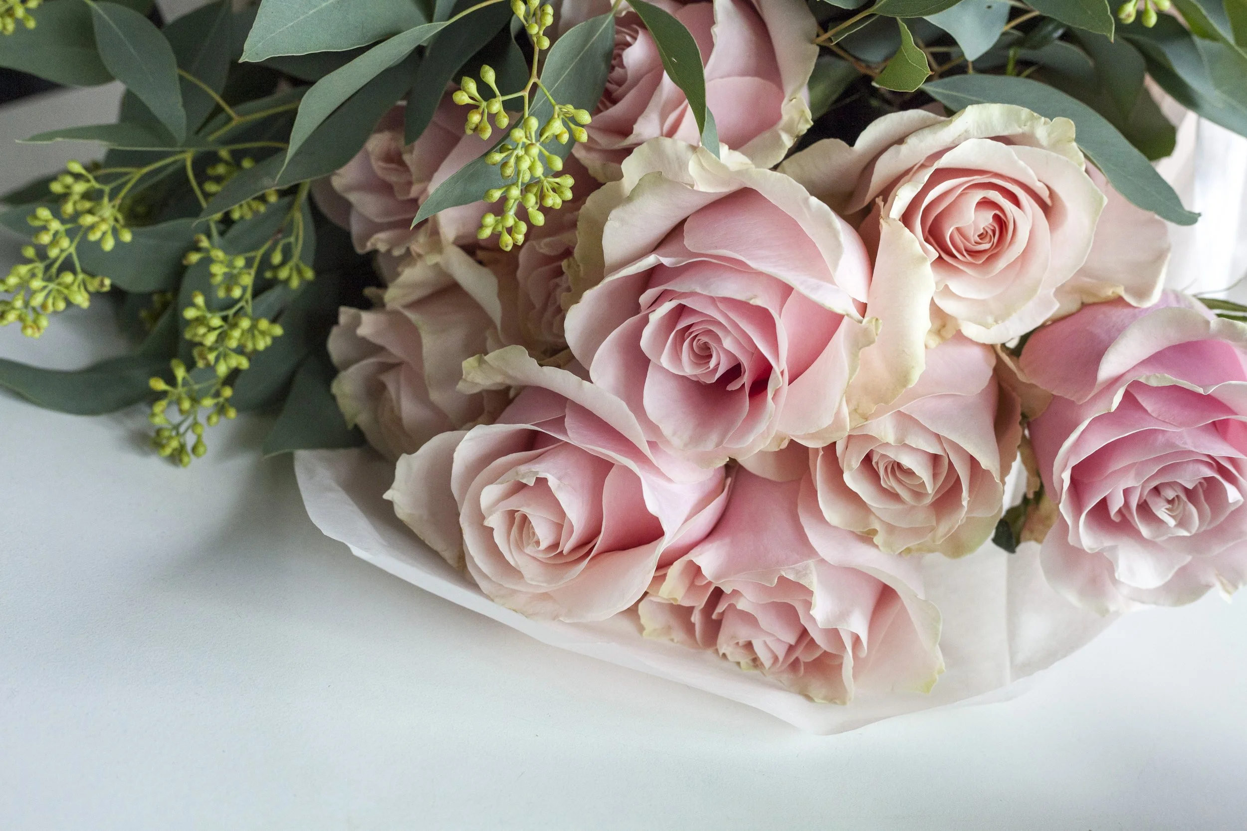 MUHE's Only Rose Bouquets