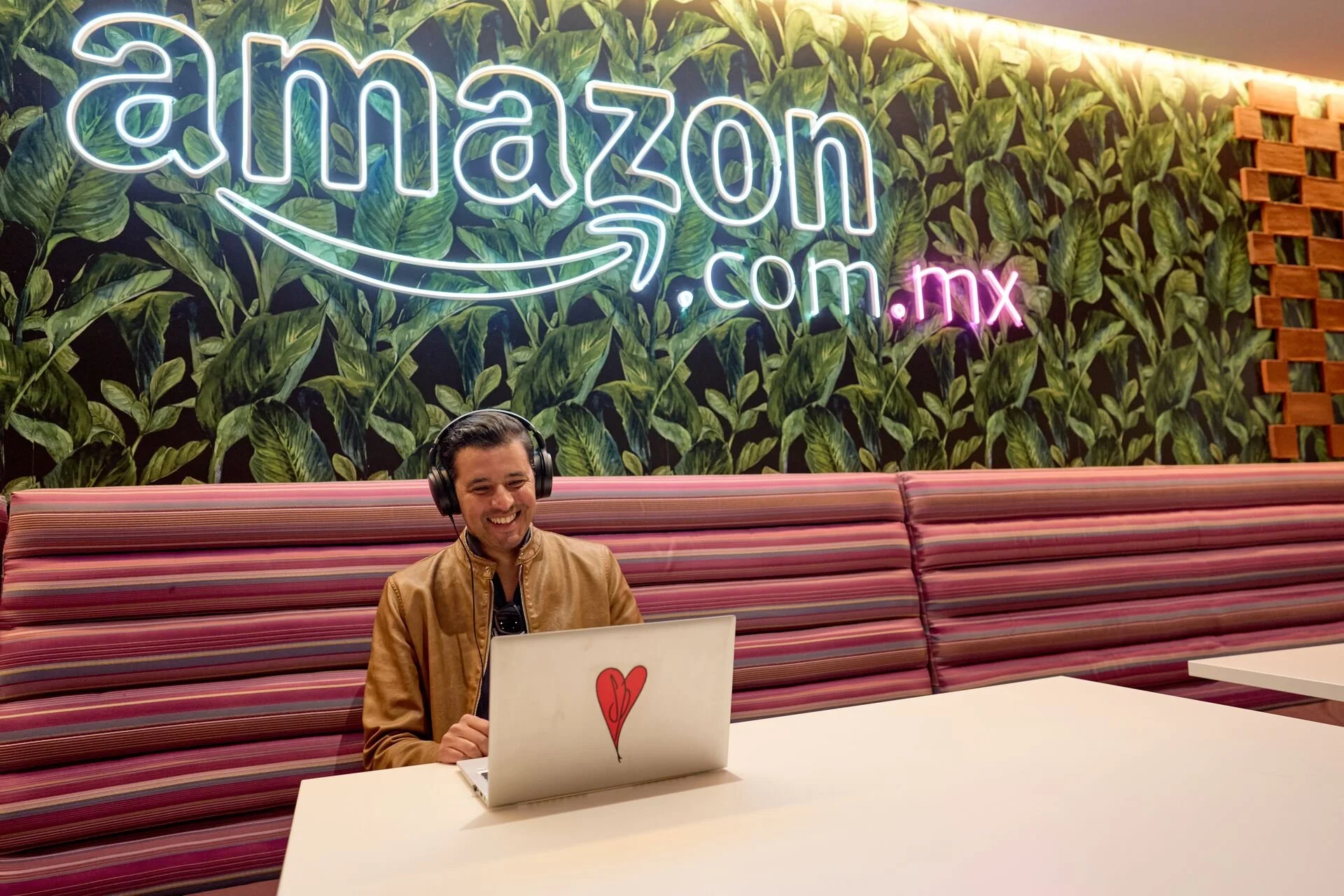 HD Aspect Ratio-AADA_CDMX-Shoot_TNX08861.jpg