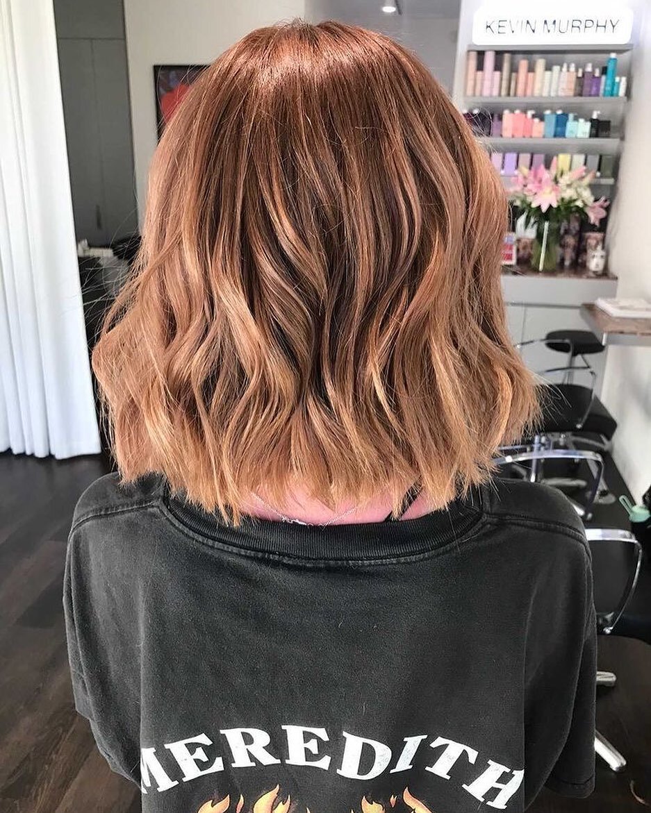 Hope everyone enjoys the long weekend ✨

Colour &amp; Cut by @hairby_ciarafaith 

#aucklandhairdresser #aucklandbalayage #copperbalayage #kevinmurphy #kevinmurphycolorme