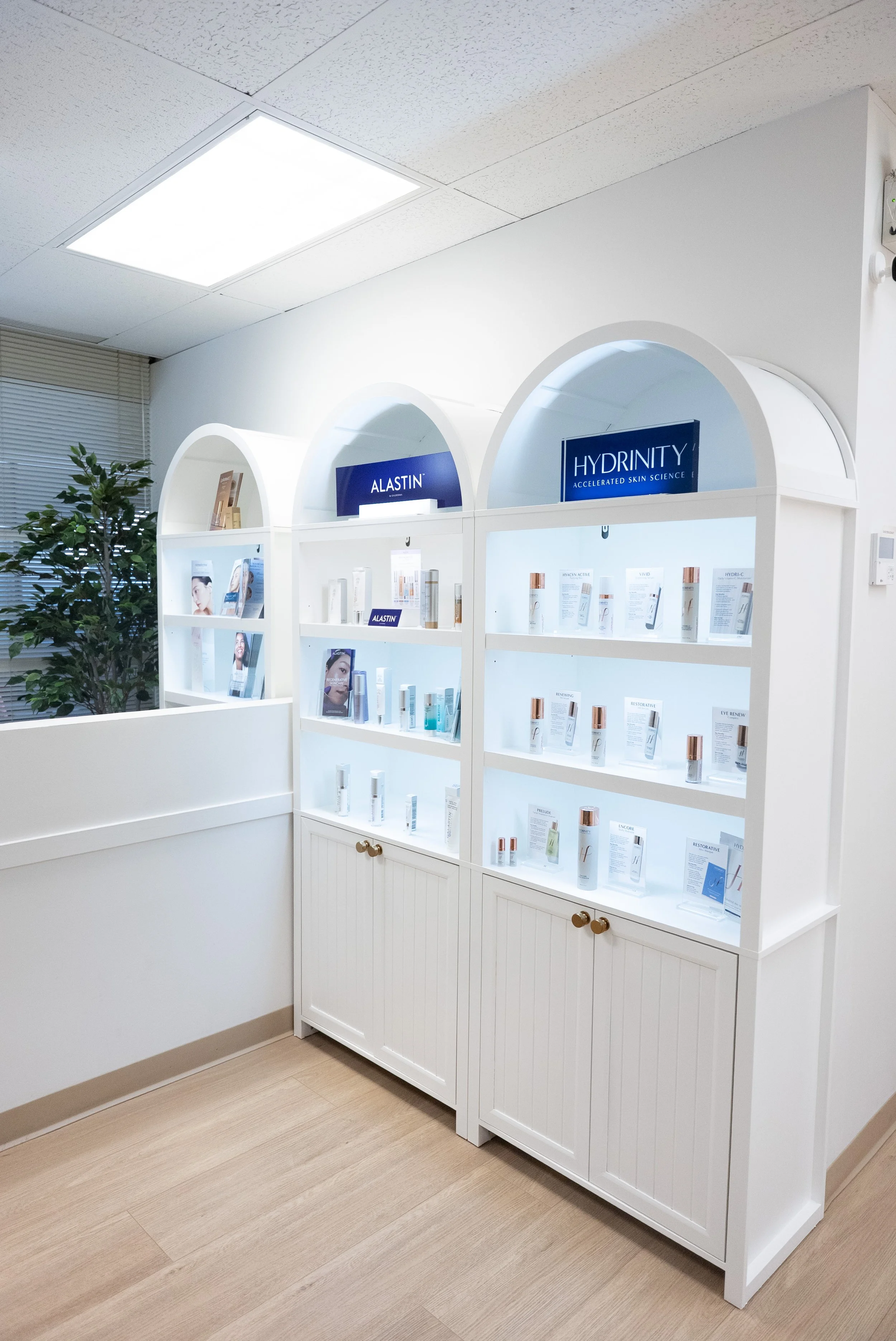 LuavellaMedical-4.jpg