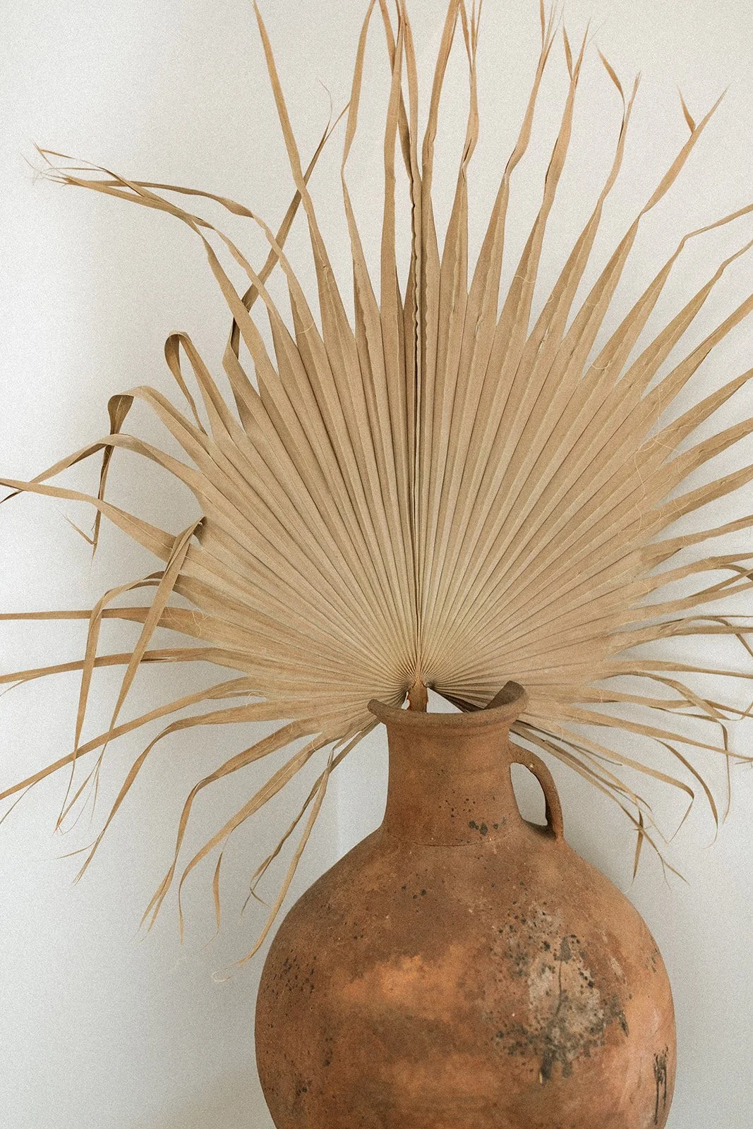 Sculptural desert décor detail at a Joshua Tree wedding reception.