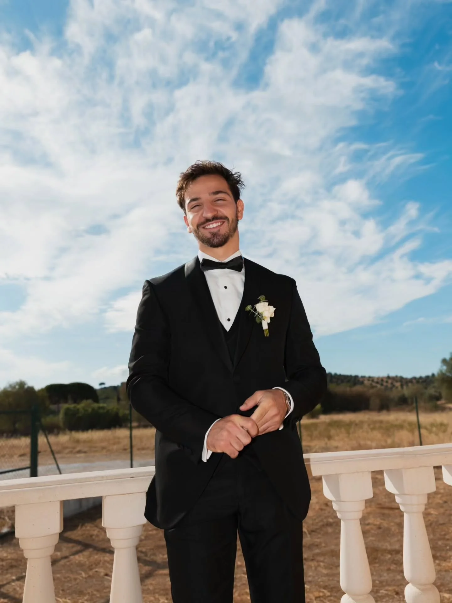 A love that shines 🤍
These two are the perfect example of beauty inside and out &mdash; their smiles, their connection, their effortless elegance.
.
.
.
Photo/Video - @notyourtypicalphoto
Bride - @ritamruivo
Dress - @noivas_d.dinis
Groom - @jorge.in