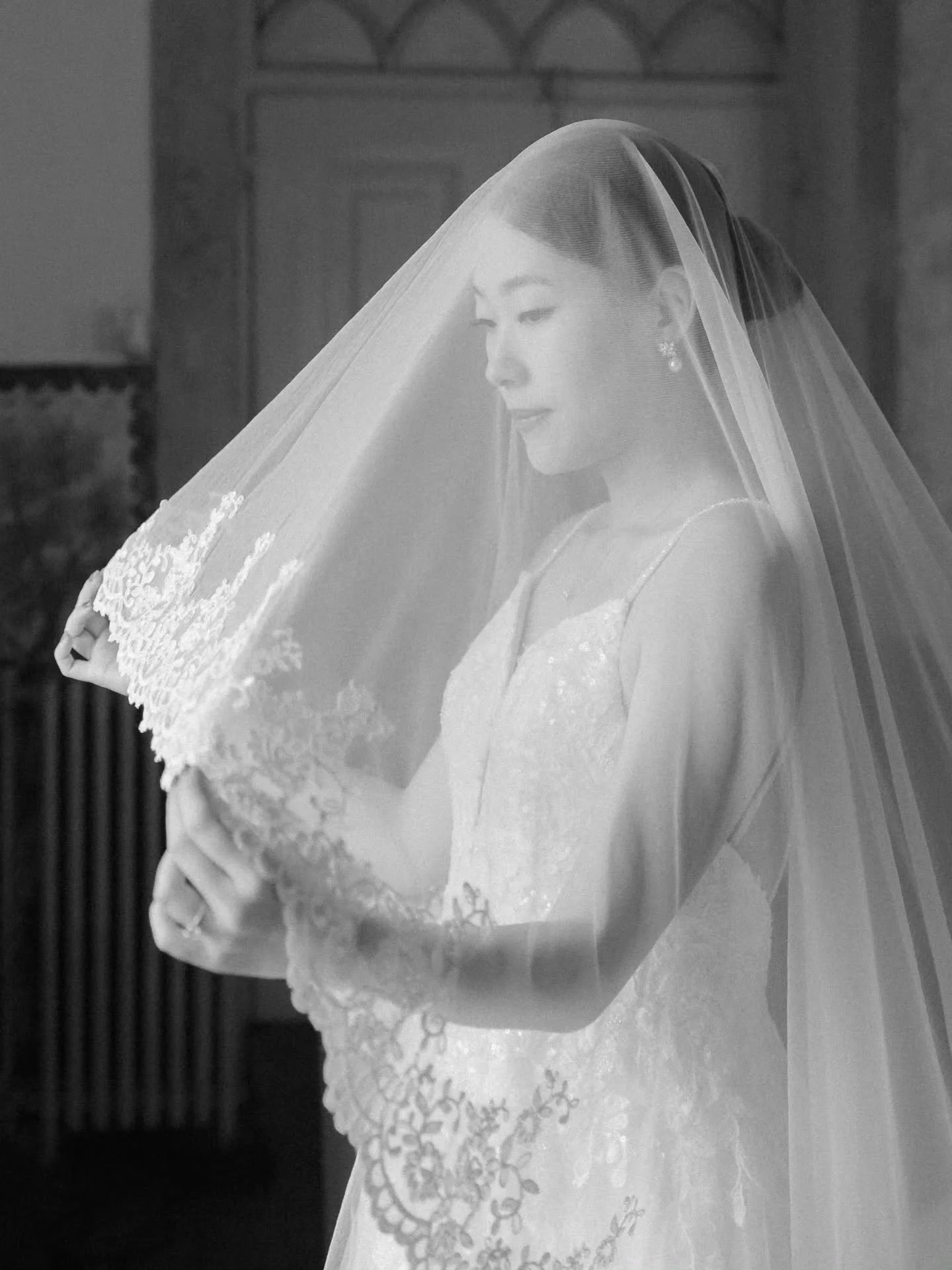 The love story of Hannah and Donald
.
Photo - @notyourtypicalphoto
Venue - @quintadotorneiro
Bride - @arhcho
Dress - @maggiesotterodesigns
Suit - @paulstuartny
Wedding Planner - @lisbonweddingplanner