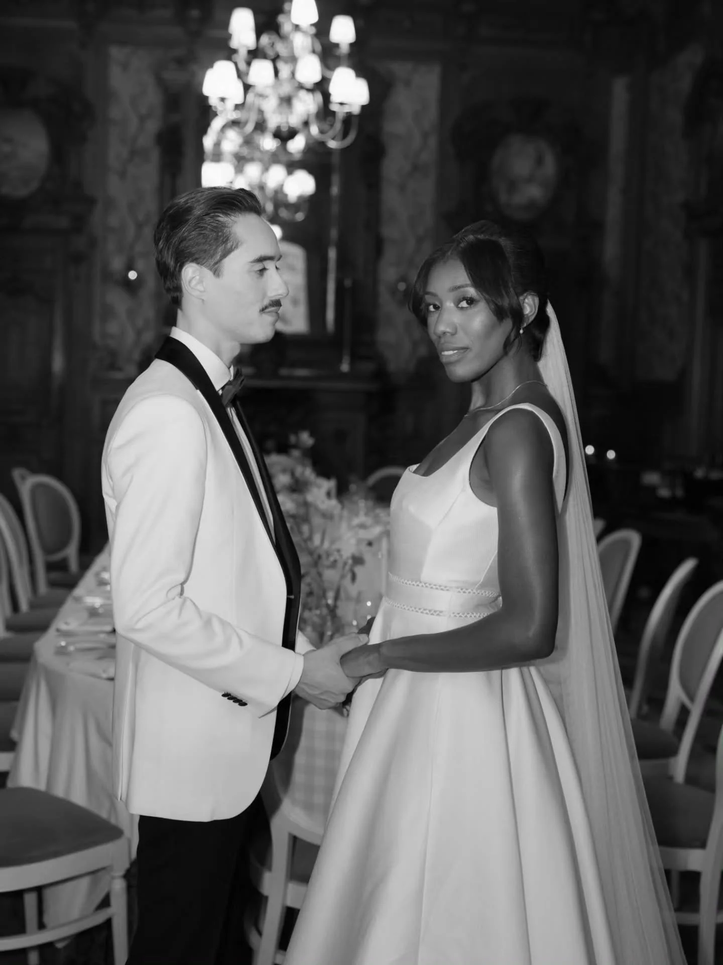 This was one for the books 🤍 
.
Photo - @notyourtypicalphoto
Bride - @vaniadalvateixeira
Dress - @rosa_clara
Hair - @domingues.samu
Makeup - @glambyirina_
Suit - @alphaiatept
Venue - @pestanapalace
Stationery - @marianadoscaracois
Earrings - @dior
W