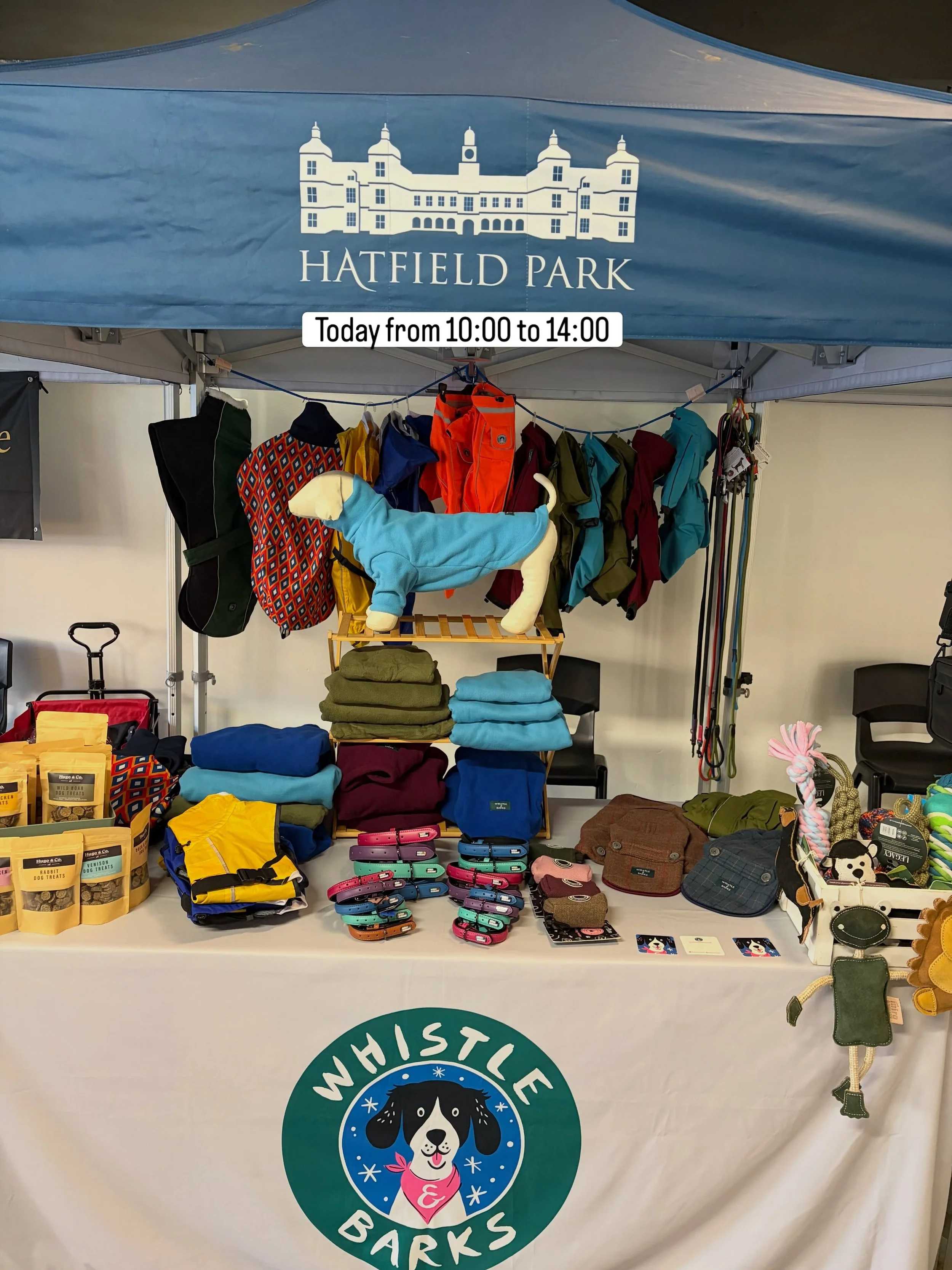 🐾🛍️ WE&rsquo;RE AT OLD HATFIELD MARKET TODAY! 🛍️🐾

📍 Salisbury Square, Old Hatfield 🕙 10am &ndash; 2pm TODAY!

Come and visit Whistle &amp; Barks &ndash; your go-to dog boutique! 🐶❤️

We&rsquo;ve got something special for every dog, big or sma