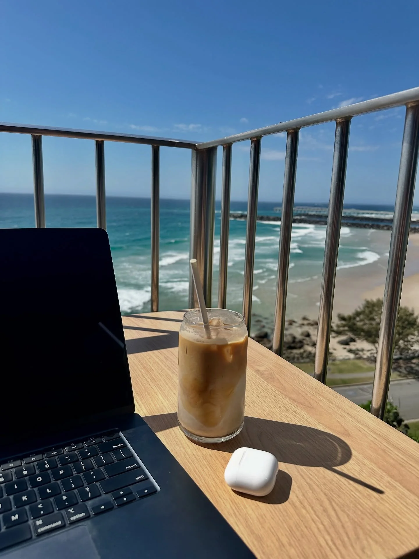 As a psychologist, you might think we&rsquo;re locked in an office all day but the beauty is we&rsquo;re not. 
 
I still need my work from cafe days 🫶

#officeupgrade #health #professional