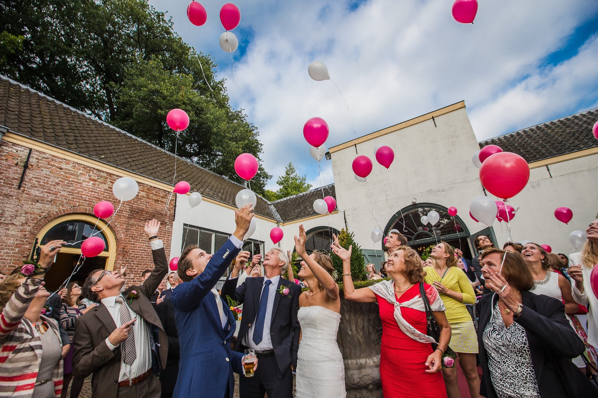 trouwshoot-bruidsfotografie-trouwfoto-feestfotografie-wannes en karin-211.jpg