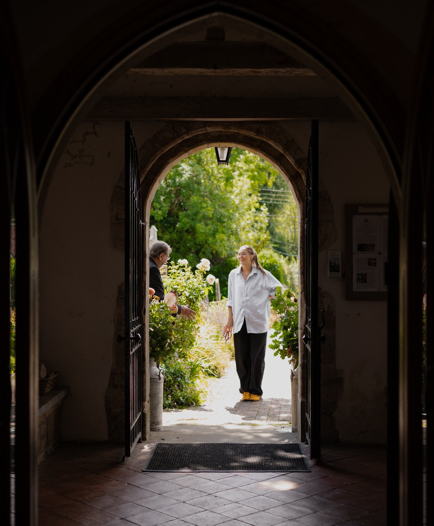 It gets to this point of year and I&rsquo;m like sorry what the helly do I post? I personally love sharing all my BTS bits - I do have lots of lovely professional shots of weddings I did this summer but I do like to mix that up with some more laid ba