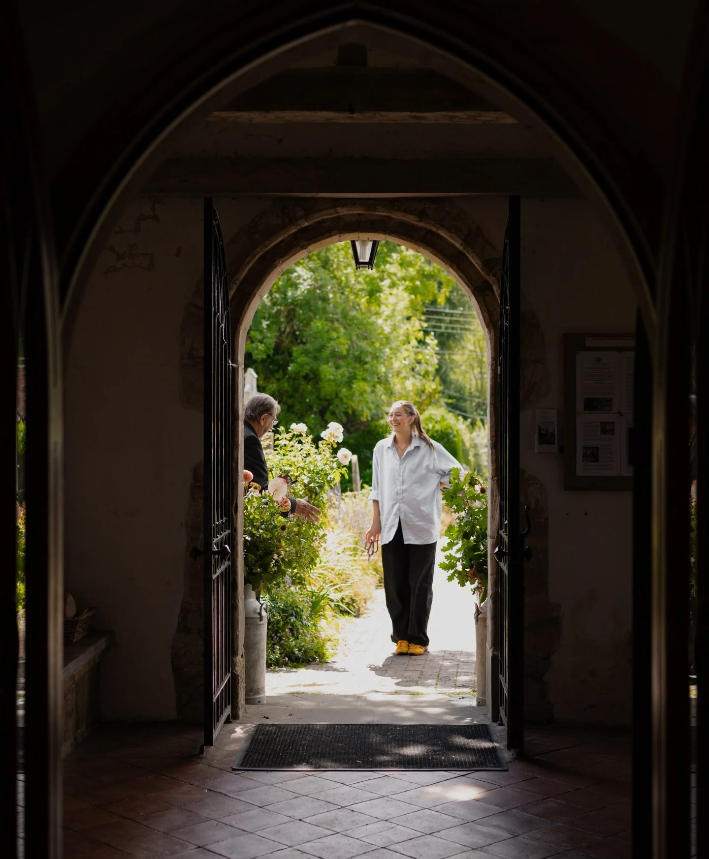 It gets to this point of year and I&rsquo;m like sorry what the helly do I post? I personally love sharing all my BTS bits - I do have lots of lovely professional shots of weddings I did this summer but I do like to mix that up with some more laid ba