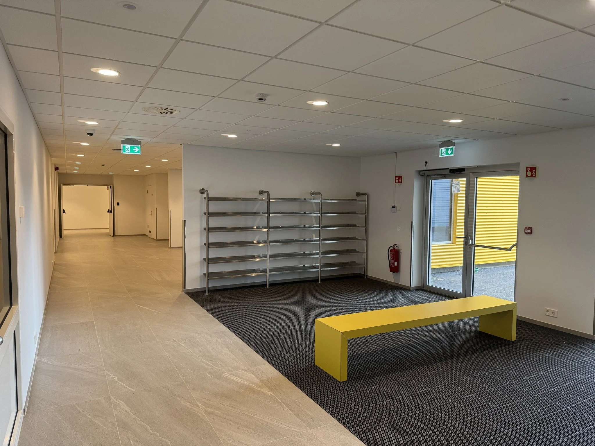 Fyrsti áfangi íþróttahússins á Jaðarsbökkum afhentur
