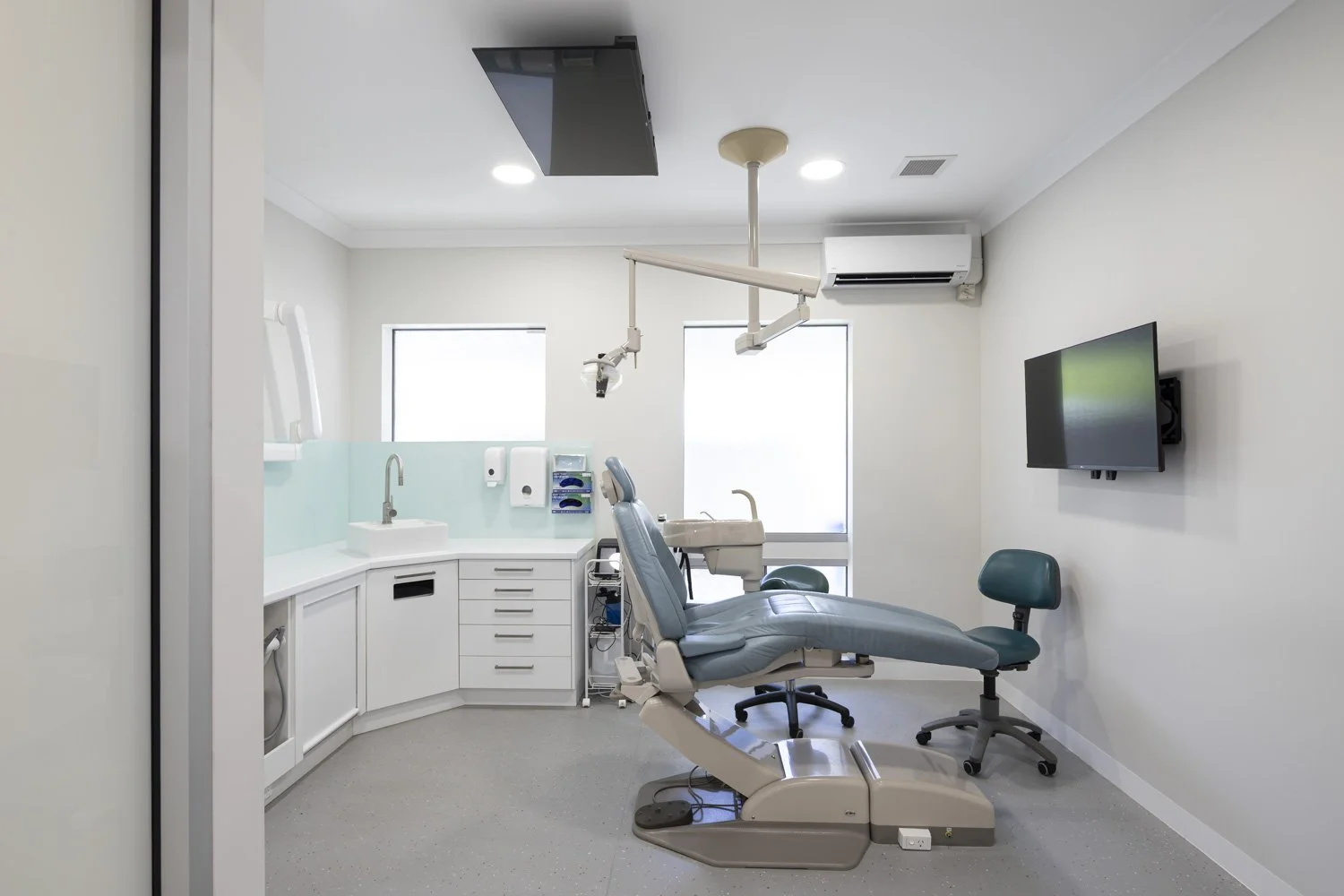 Rockingham Dental Centre Web Optimised (21 of 25).jpg