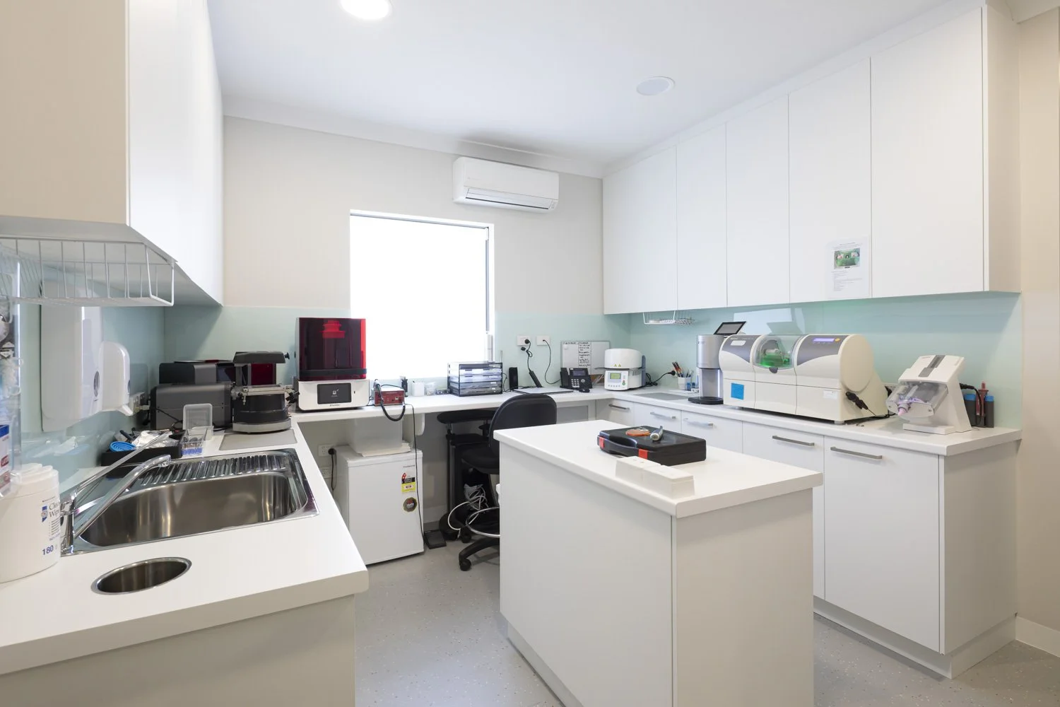Rockingham Dental Centre Web Optimised (14 of 25).jpg