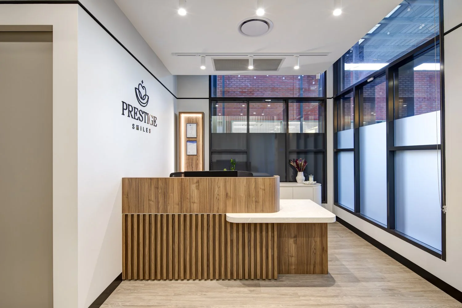 Prestige Smiles Treeby Web Optimised (7 of 45).jpg