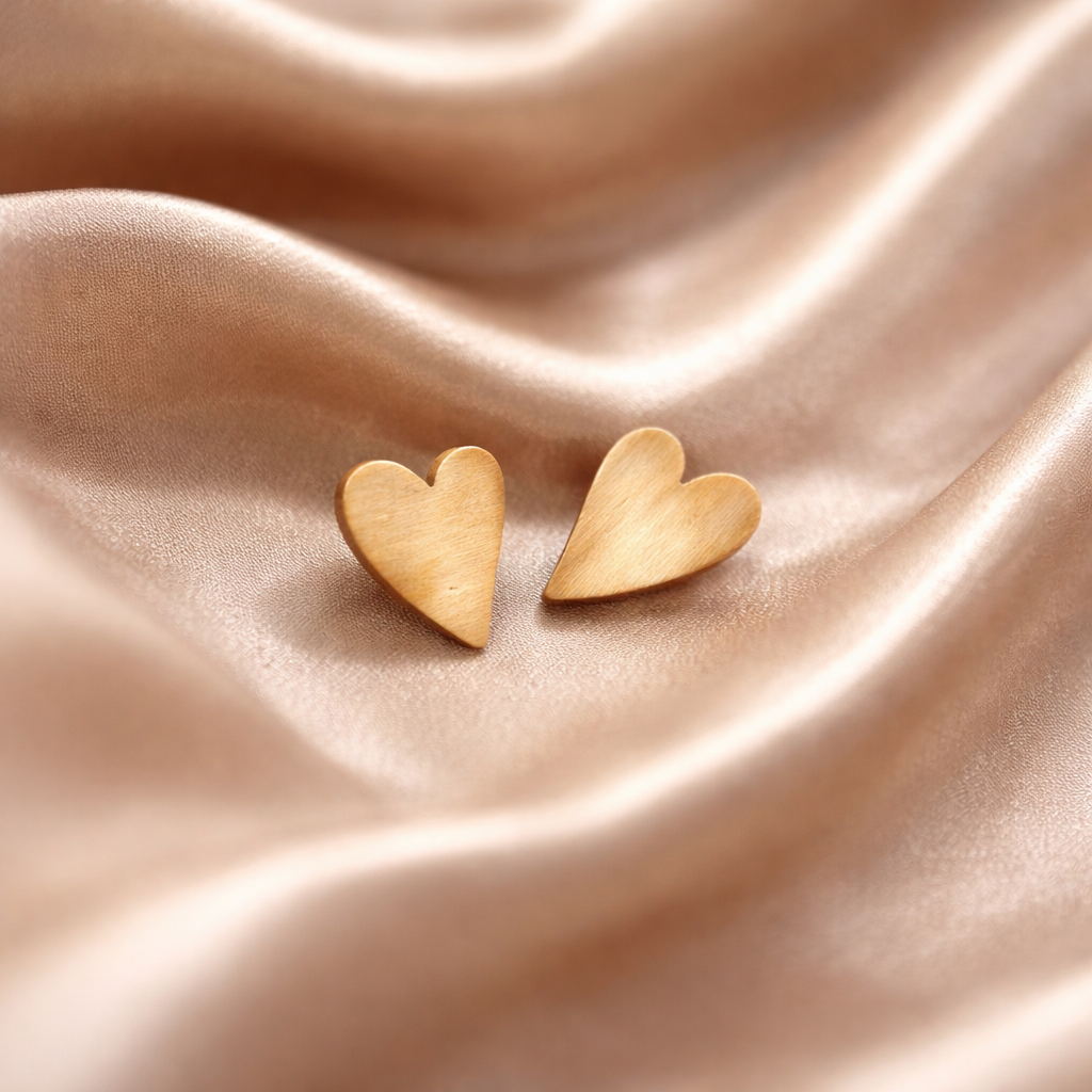 Rauhaniemen raitilla korvakorut