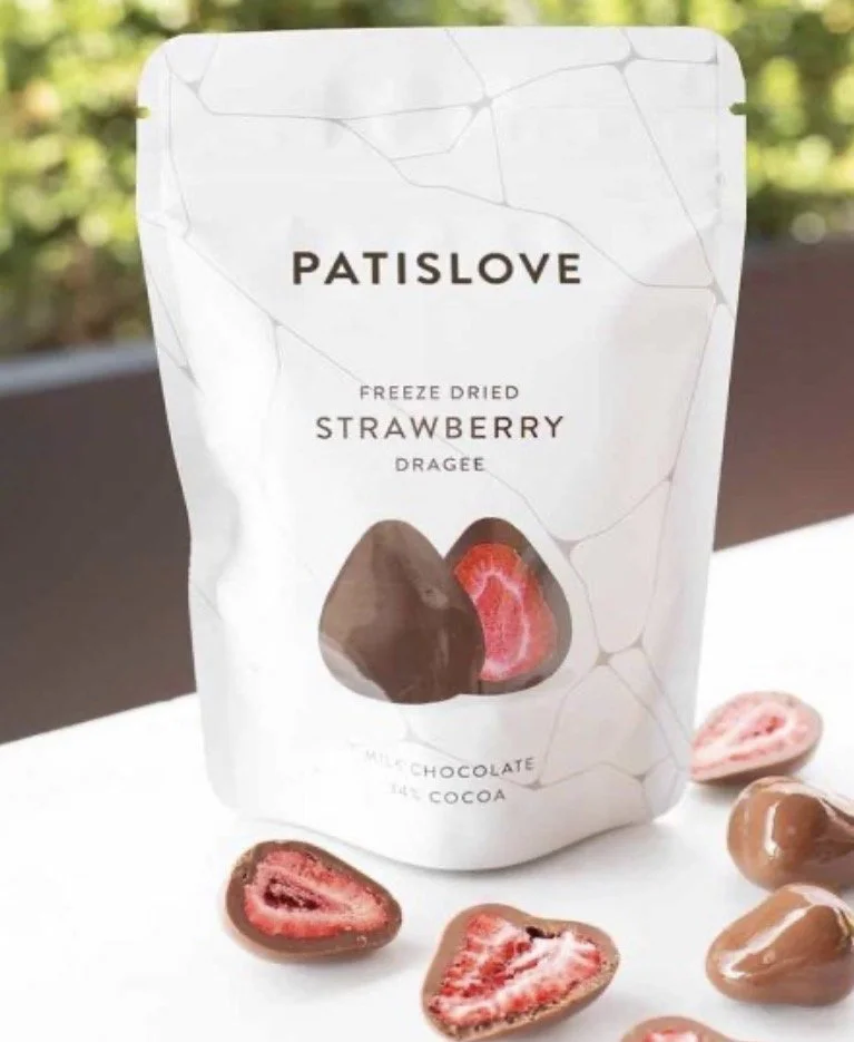 Suklaapäällysteinen mansikka