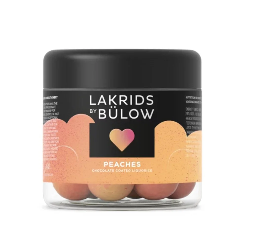 Peaches - Persikkaisen pehmeää suklaalakritsia 115g