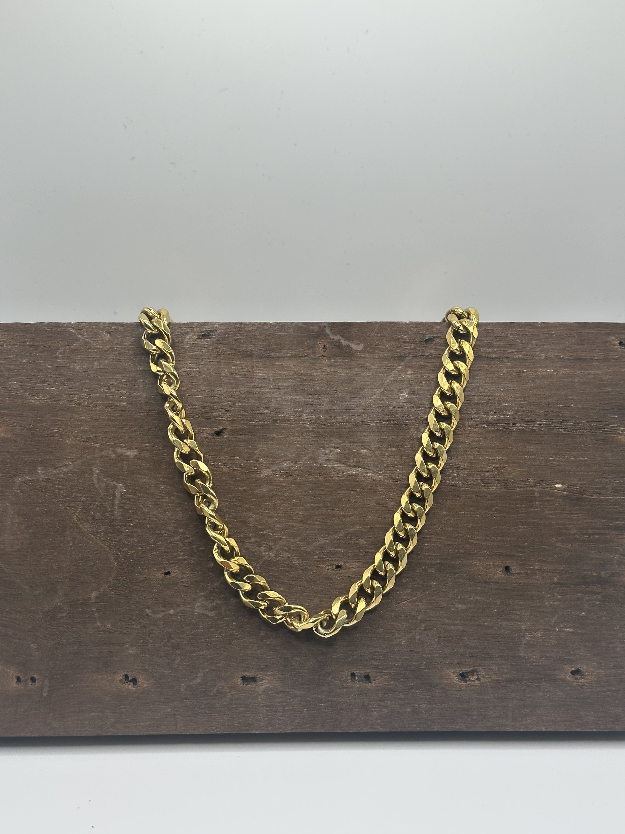 Thick Chain Gold Necklace
