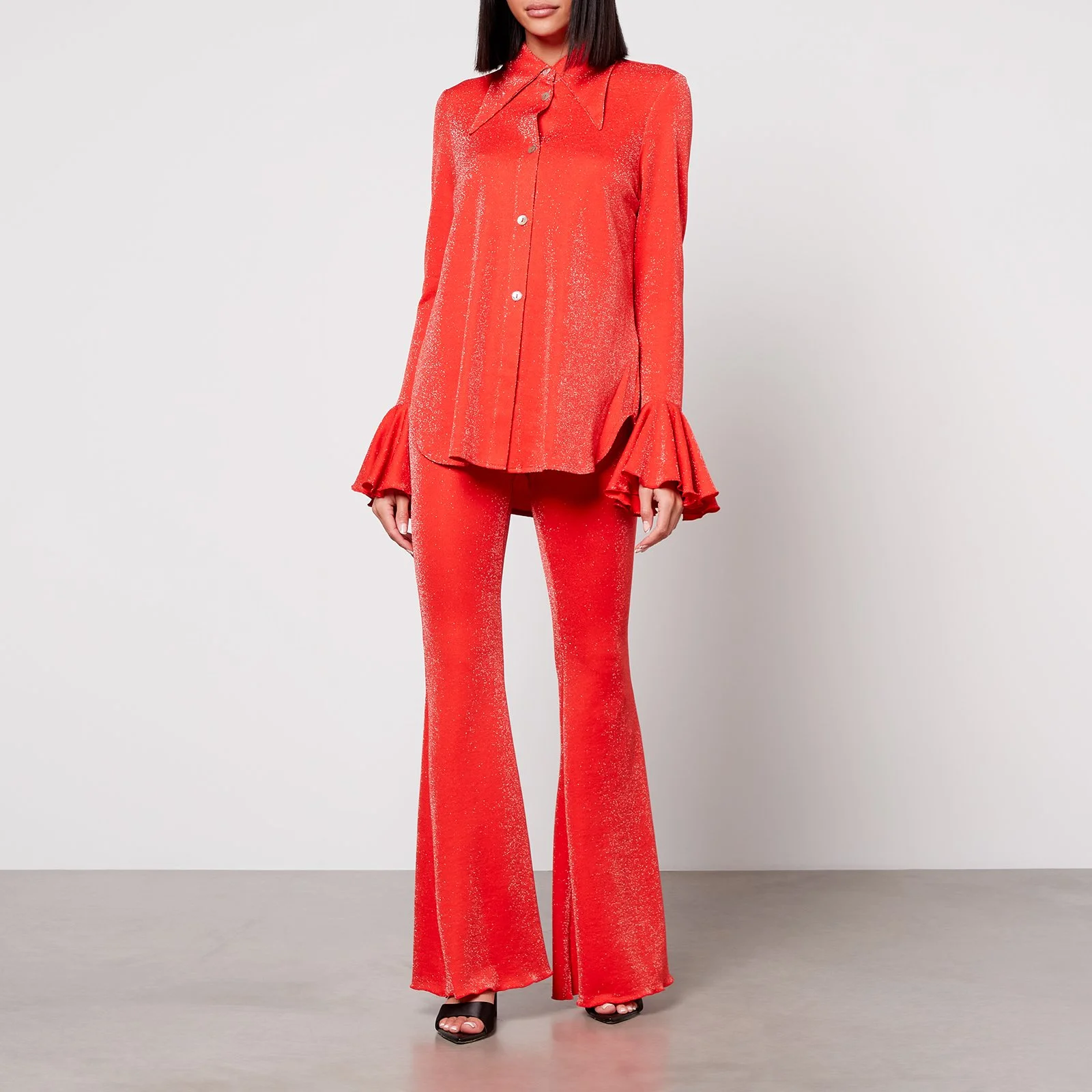 14017570-1.jpg