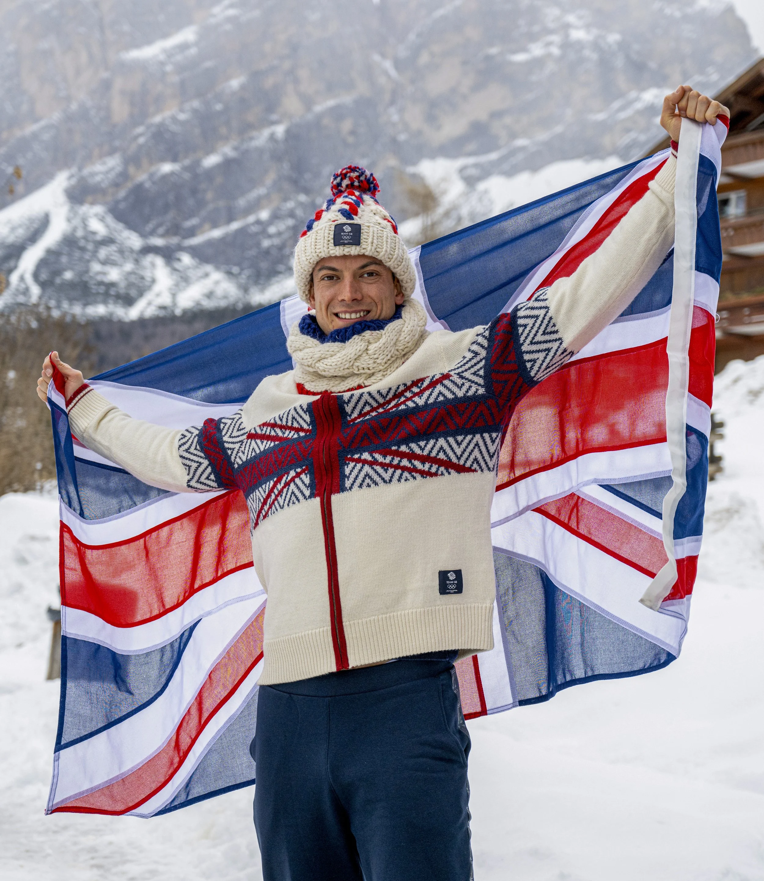 Matt Weston-Closing FlagBearer-21.02.2620260221-dp2_3469.jpg