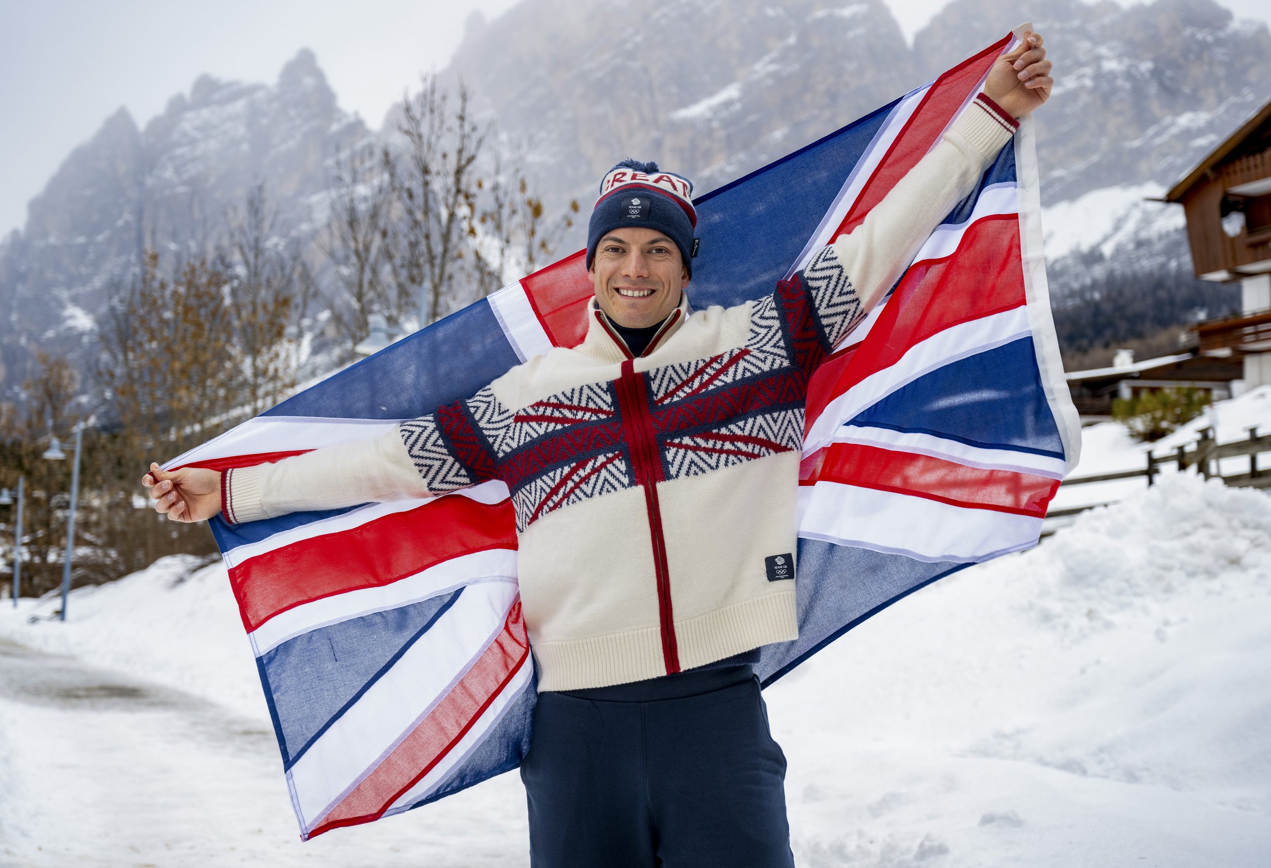 Matt Weston-Closing FlagBearer-21.02.2620260221-dp2_3499.jpg