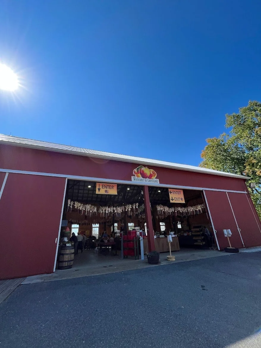 Howard County Mom Explores Larriland Farm