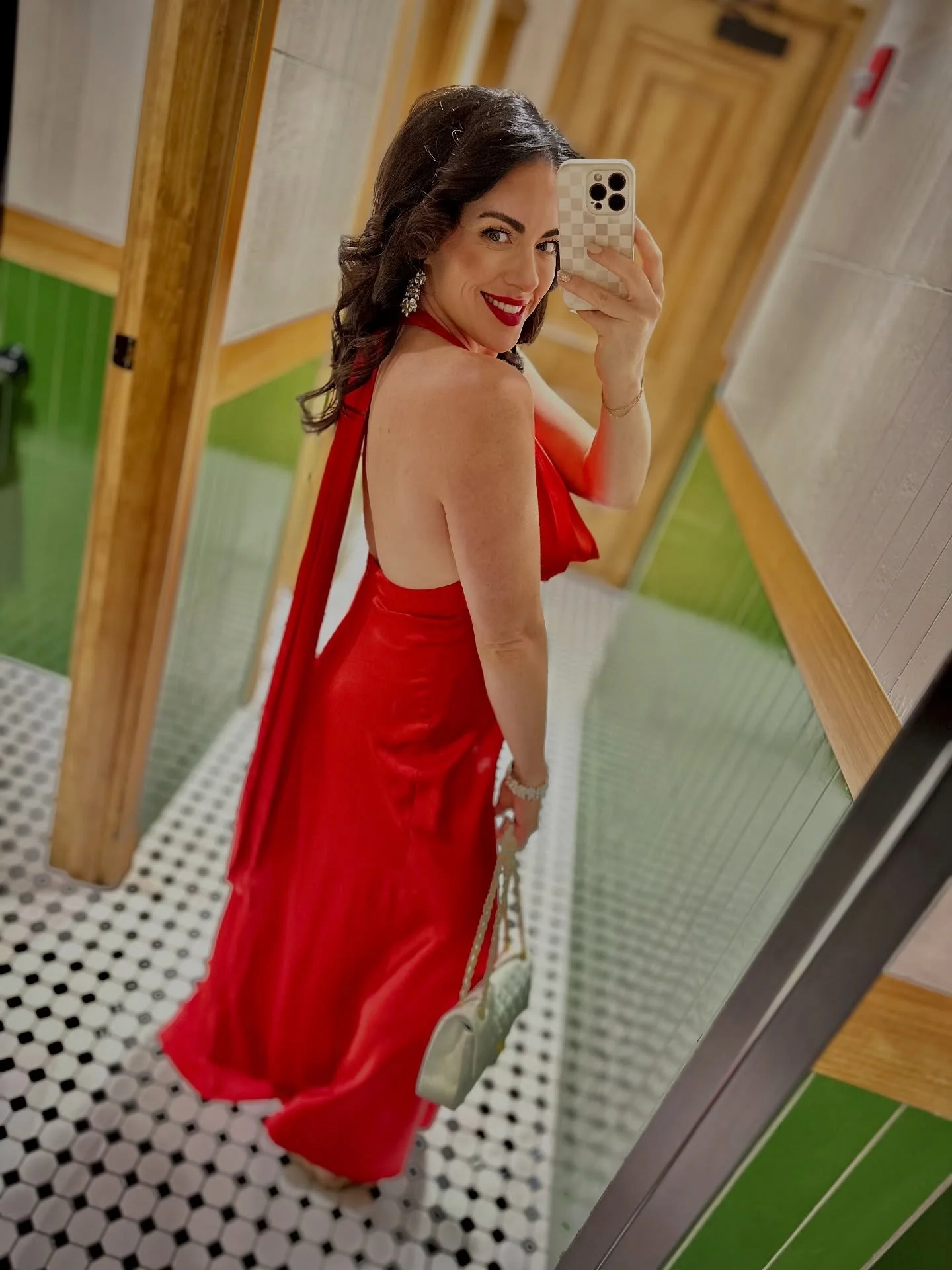 didn&rsquo;t win best dressed
But I sure ATE a lot 🥂

Gorrrrrgeous @hocochamber Signature gala last night @merriweather_lakehouse, also honoring the late-great Chuck Phillips 🖤🖤 @caseyphil