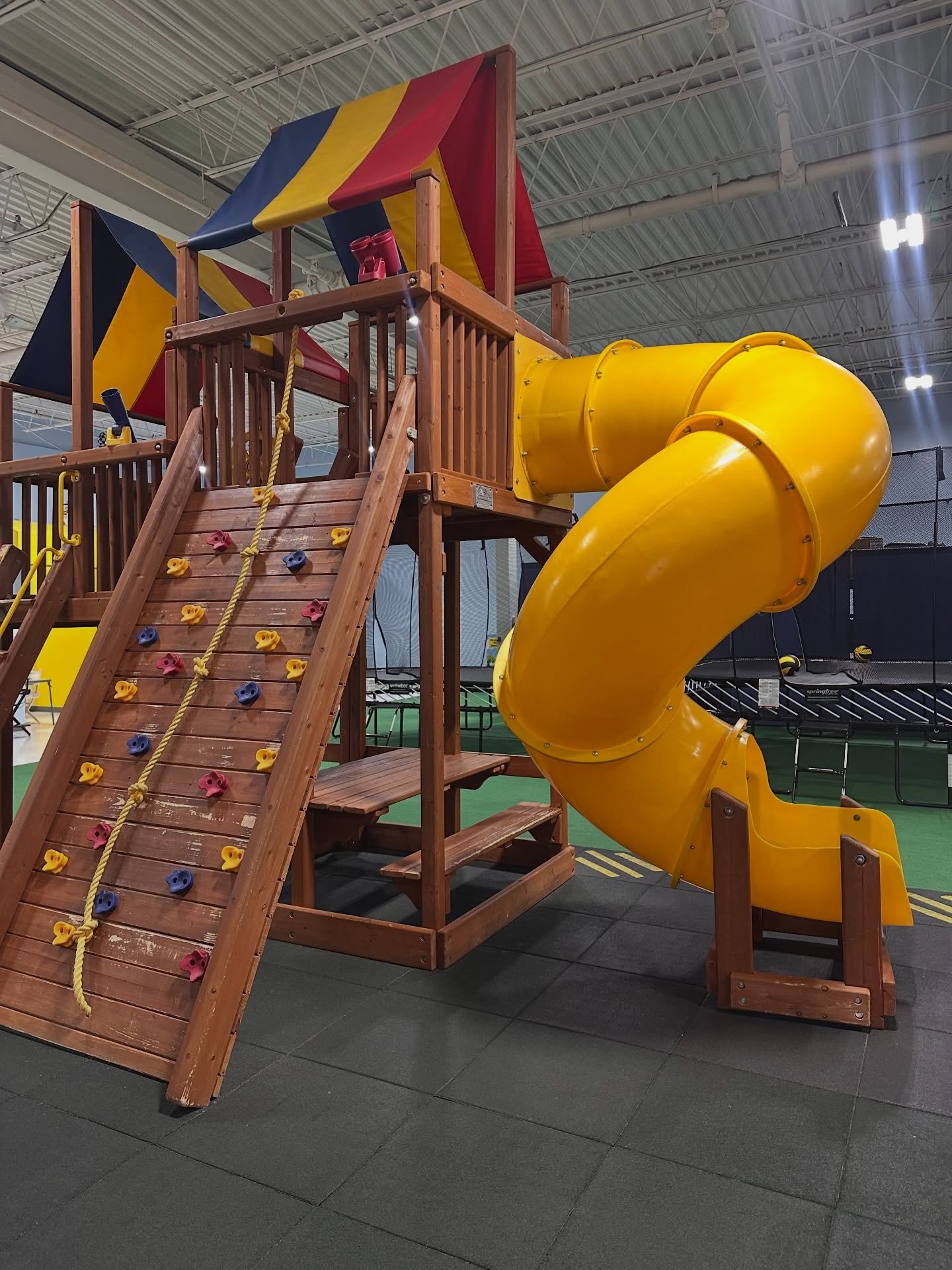 🤫 One of my favorite best-kept secrets in Howard County: @play_n_learn_playground_store! 

🛝 We first found this spot during COVID and it&rsquo;s been a go-to ever since when the kids need to run, climb, and get their energy OUT

🎟️ Open Play is M