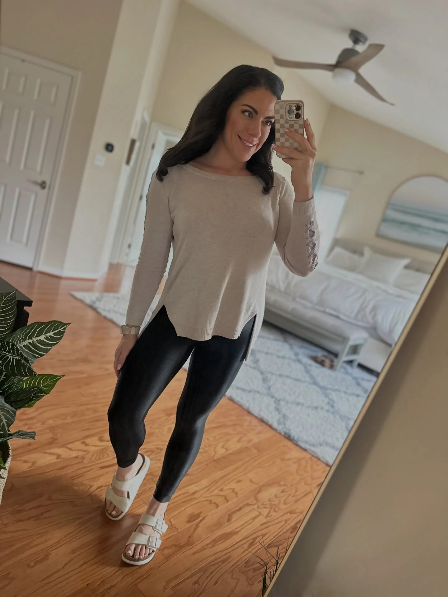 Last week&rsquo;s photo dump 📸

😎 Included 70 degrees
☀️ Sunny + 7pm
🐟 Lake walks 
🐆 First zoo trip of the season
🩵 Lots of cuddles 

Meanwhile, Mentally prepping for the storm of the season 😵&zwj;💫🙈, an early dismissal, St Patrick&rsquo;s da