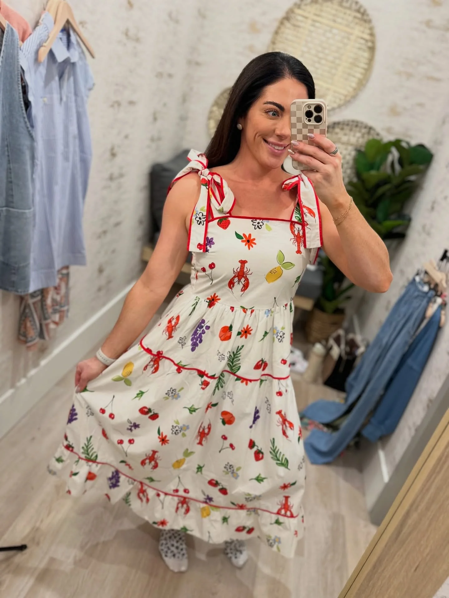 @unchartedstores THINGS 😍🥰🥳

Uncharted has OFFICIALLY opened in Columbia &mdash; and this was LITERALY not even everything I tried on!!!!

YOU NEED TO FULL BODY SPRINT THERE, bc everything is SOOO stinking cute 😩😩😩😩🥳

They have everything fro