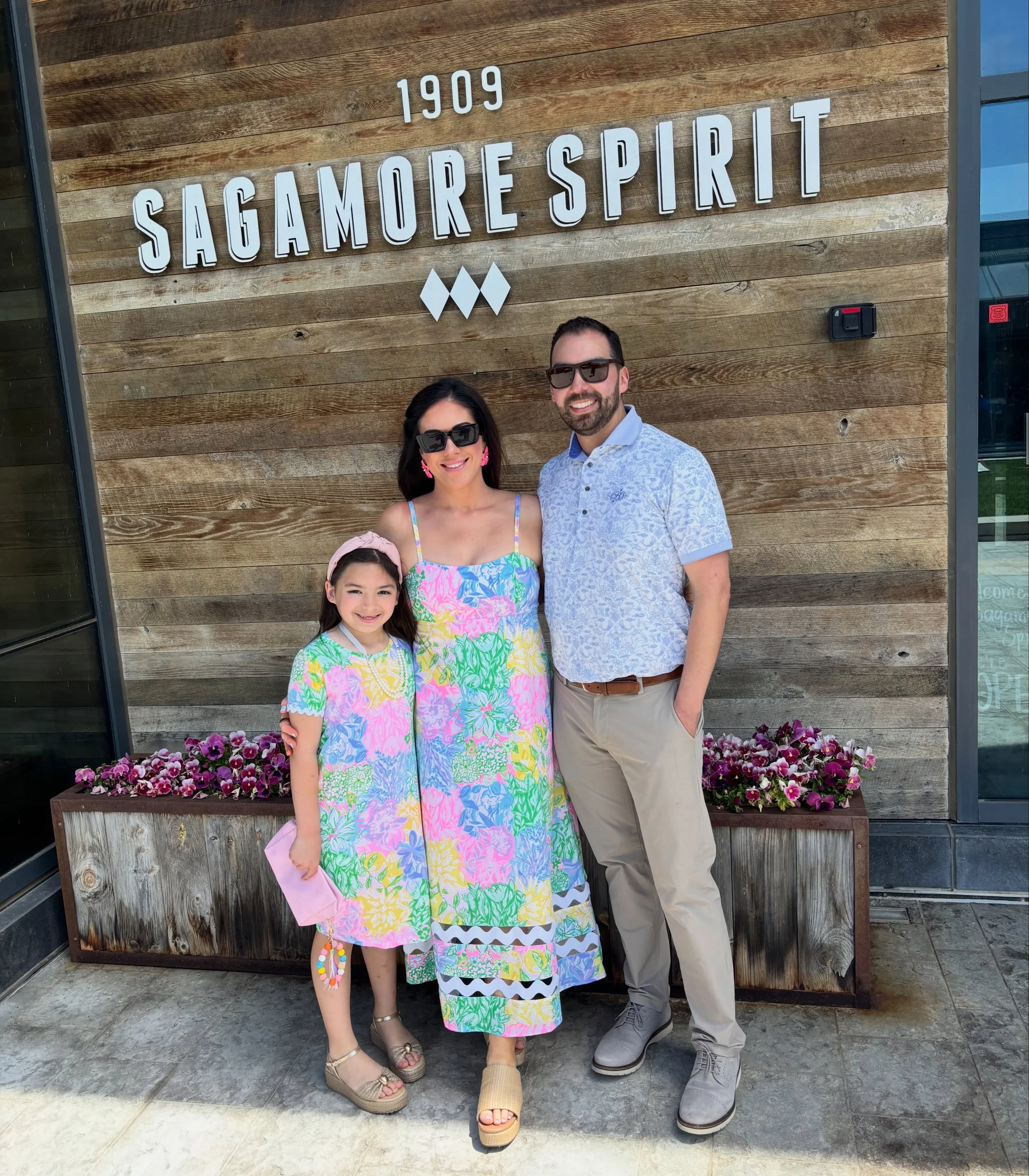Happiest Mother&rsquo;s Day to you &amp; yours! 🥹🩵✨

Soo grateful for this gorgeous weather, this sweet family of mine, and getting moments to be vertical 🥰🫶🏻