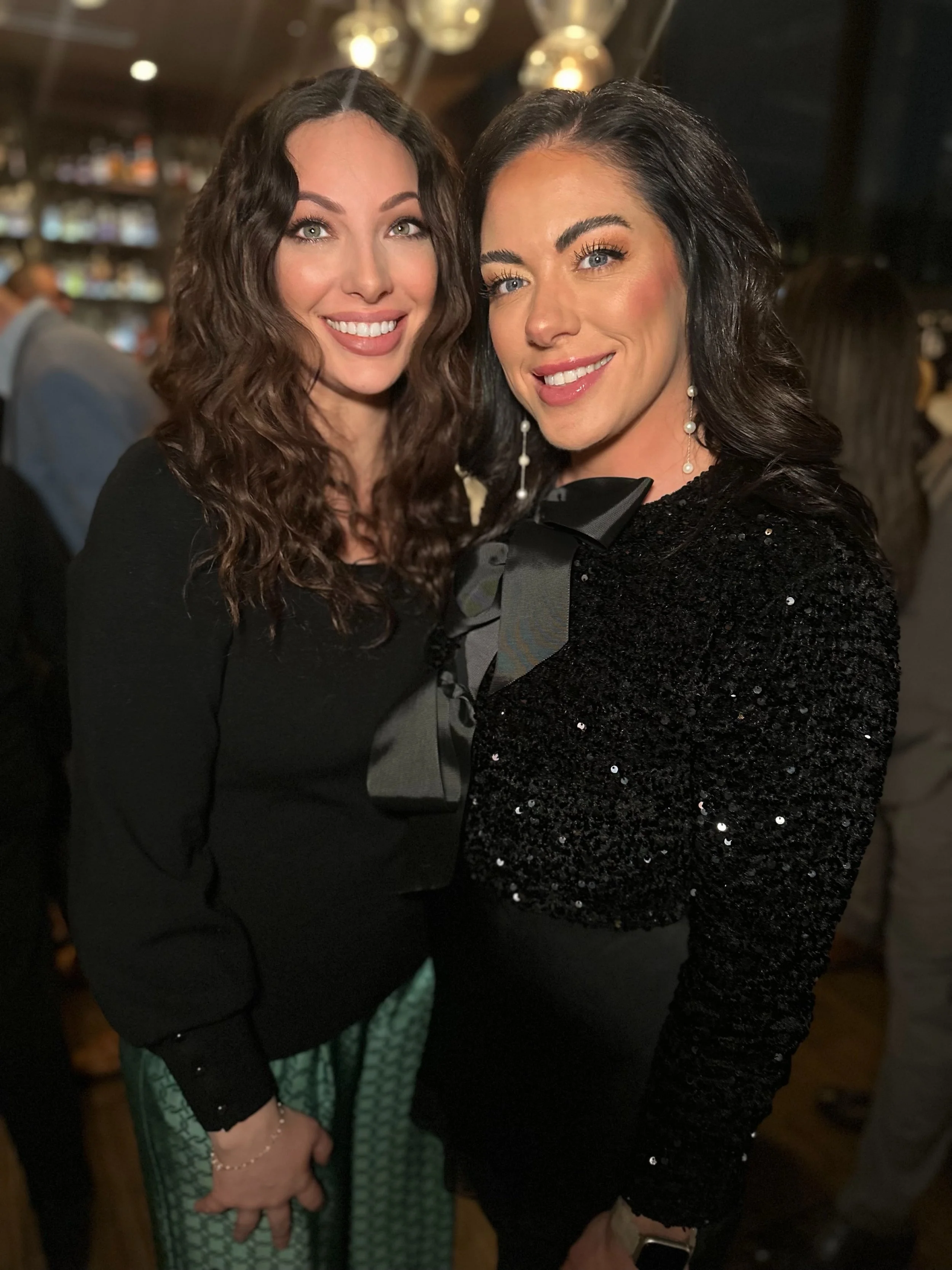 Happiest Birthday to my favorite BLACK S🖤UL on earth !! 

@heatherzadenp you are the ying, to my yang, my indoor cat, pants wearing, sweats only, NEVER leaving the house, BLACK ONLY, oatmilk lattes, pedis + blowouts, CFA + sbux drive thrus, travel-b