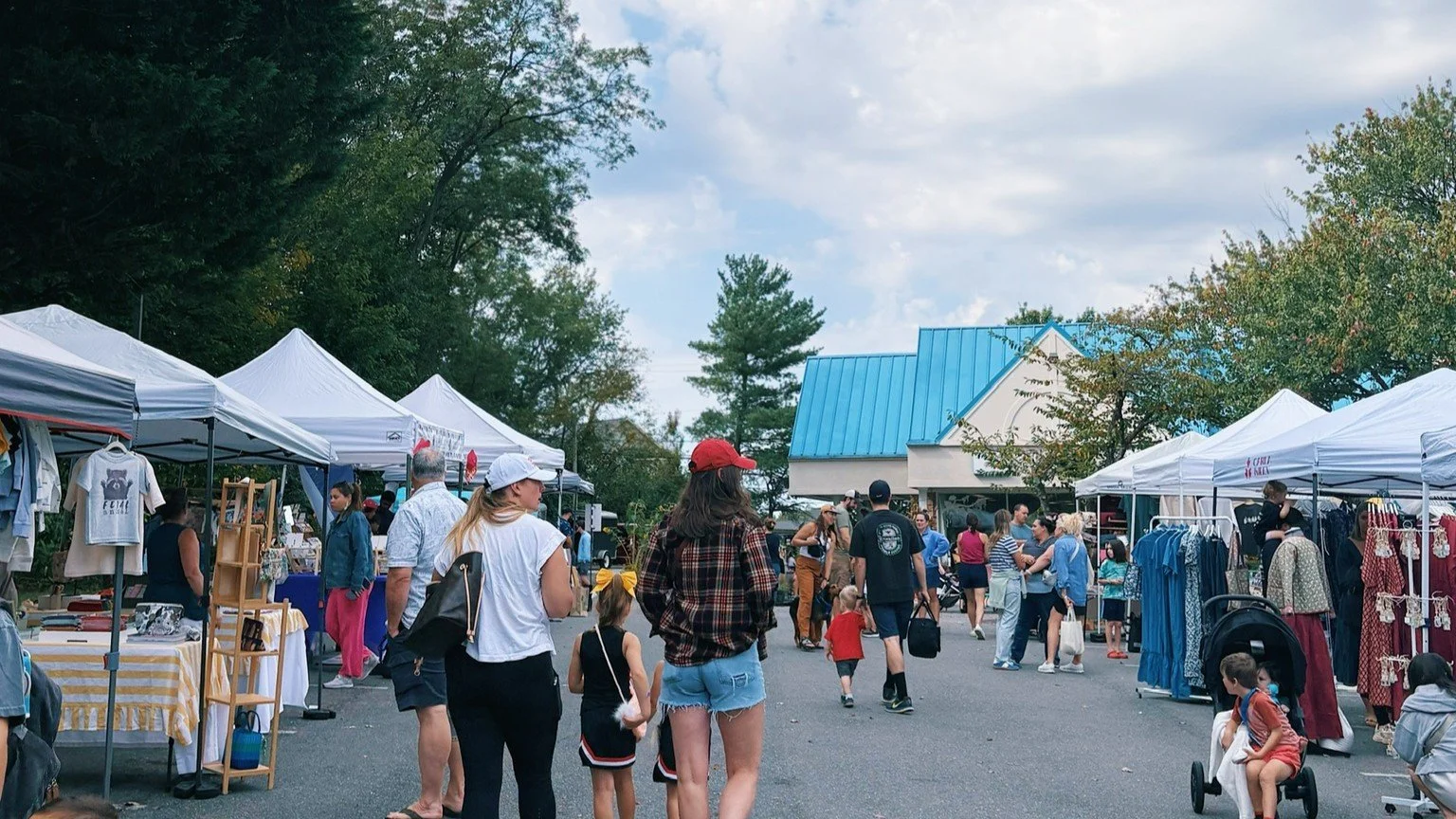 Fall Market at The Family Room