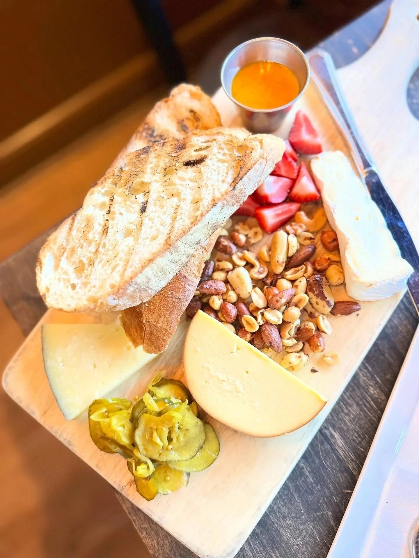 Mother’s Day in Columbia MD with spa gifts, flowers, and dining options