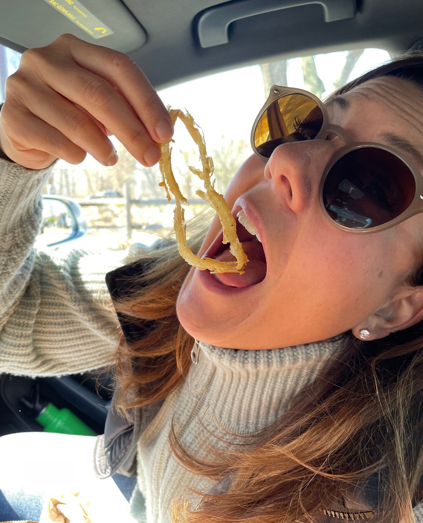 You know I'm a &quot;no food's off-limits&quot; kinda gal, right? But there is no denying that the kinds of food you eat can make a big difference.⁠
⁠
In a recent study, NIH researchers admitted 20 adults to a metabolic ward, where the participants s