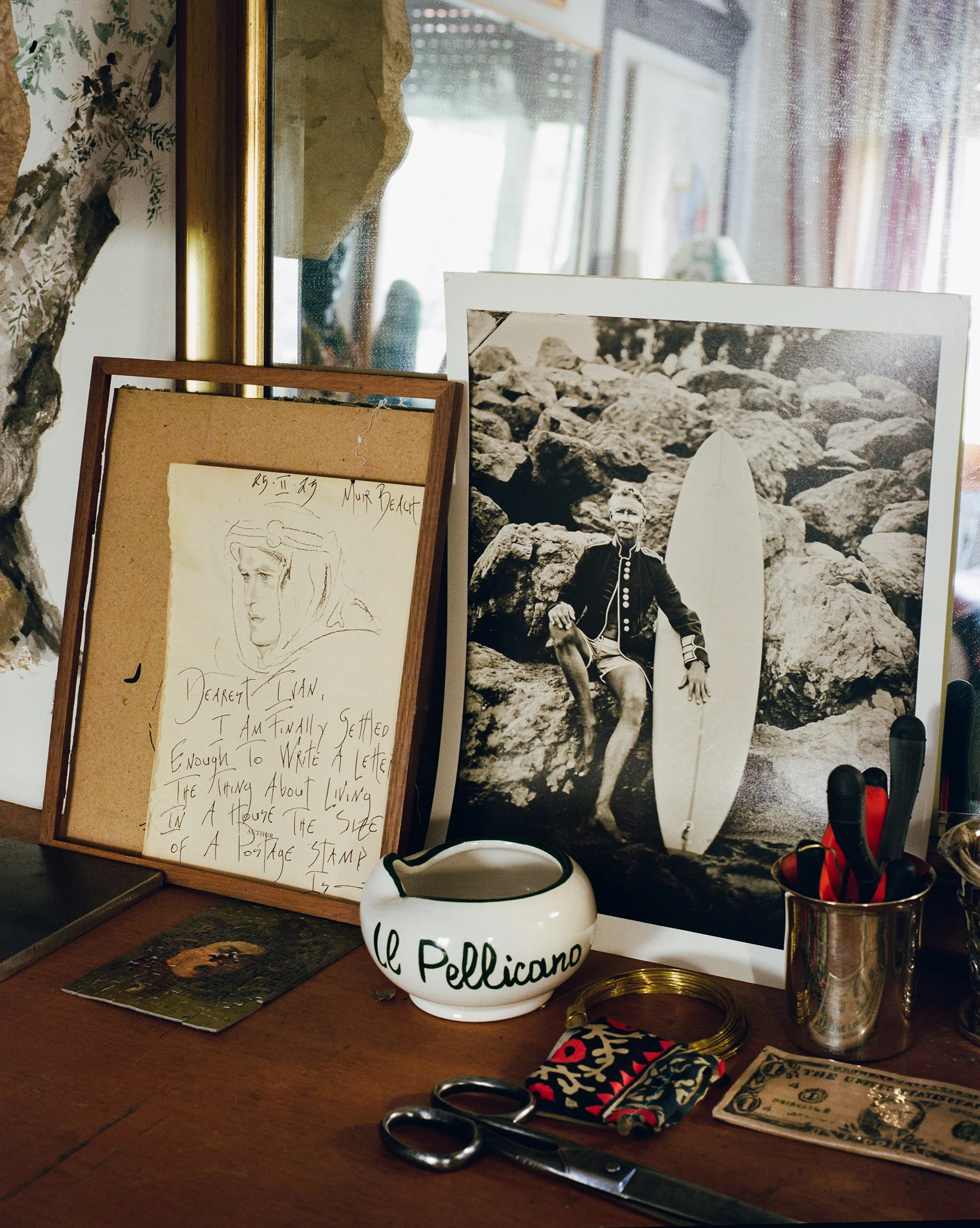 Desk detail.jpg