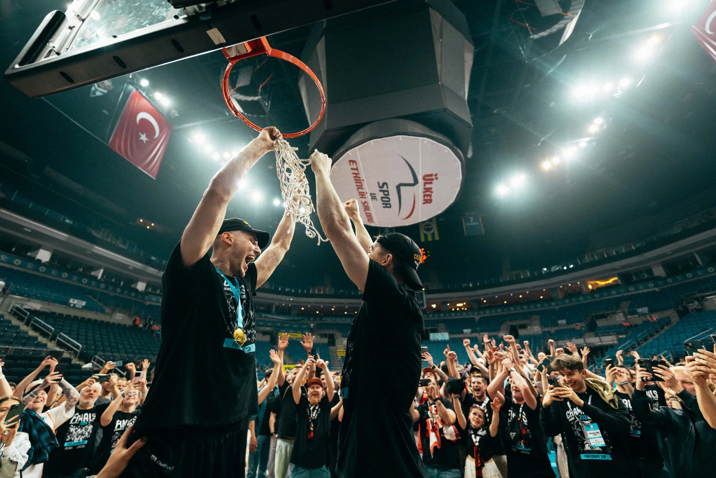 NinersIstanbul_240424-708_FotoErnestoUhlmann.jpg