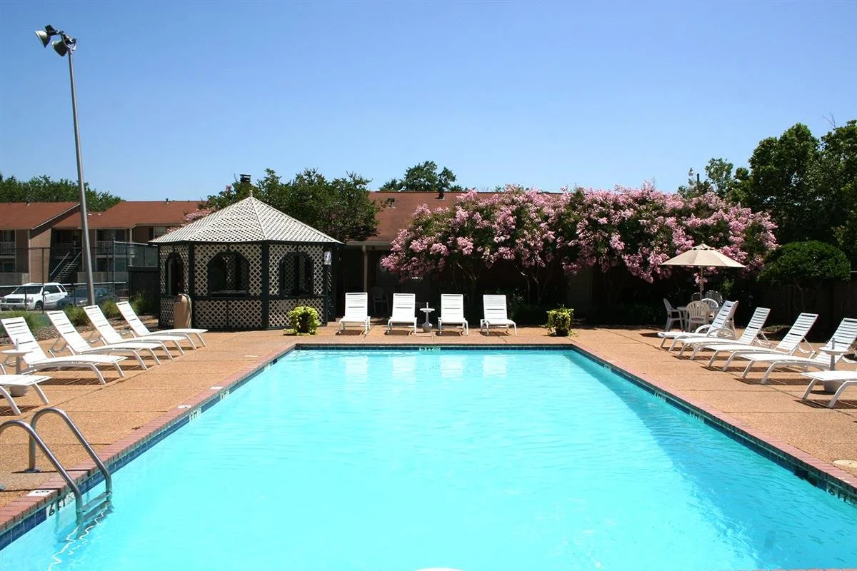 Gallery — Northtown Apartments in Jackson, MS