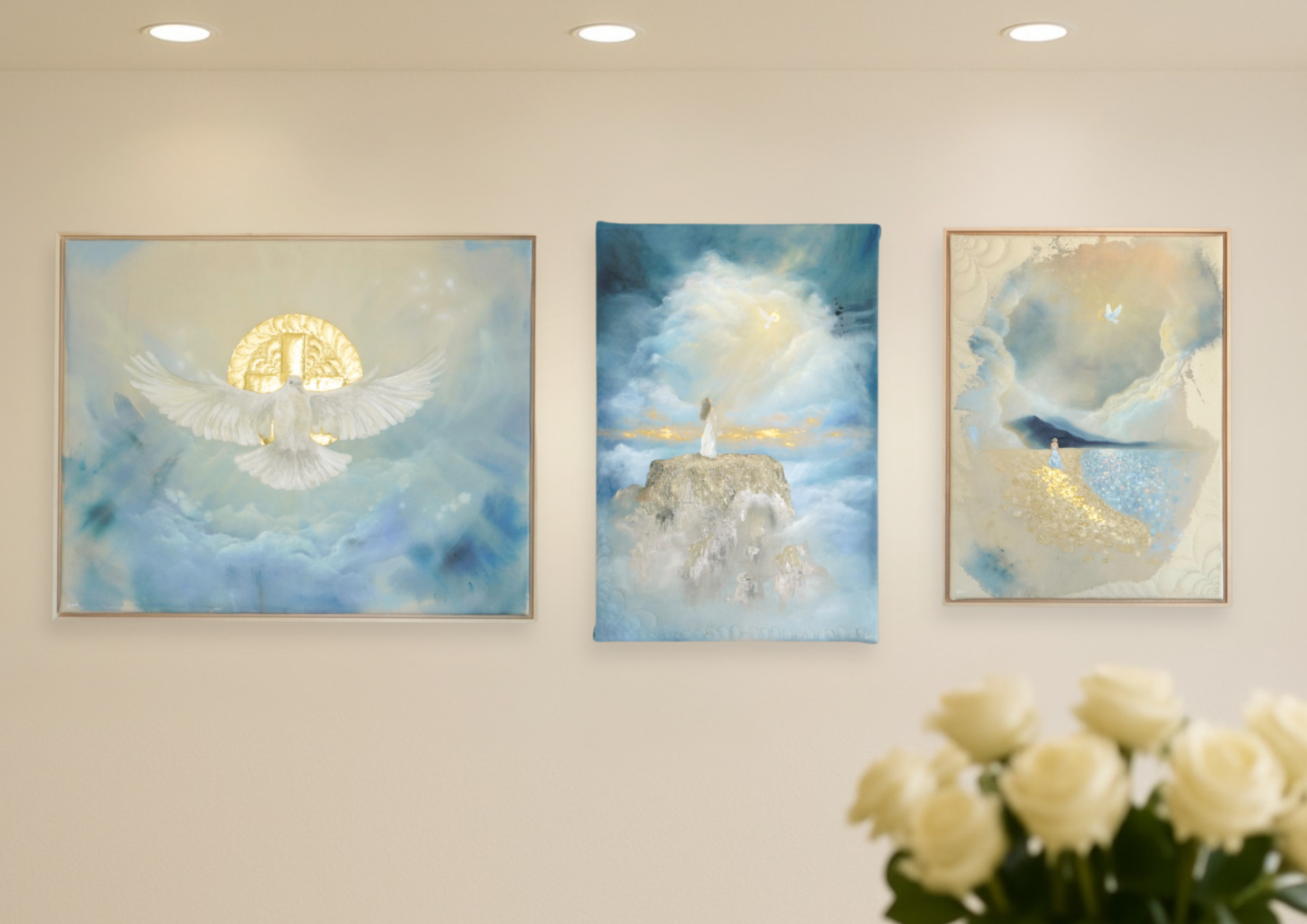 Mehrere Kunstwerke von Natalie Ingerle an einer Wand