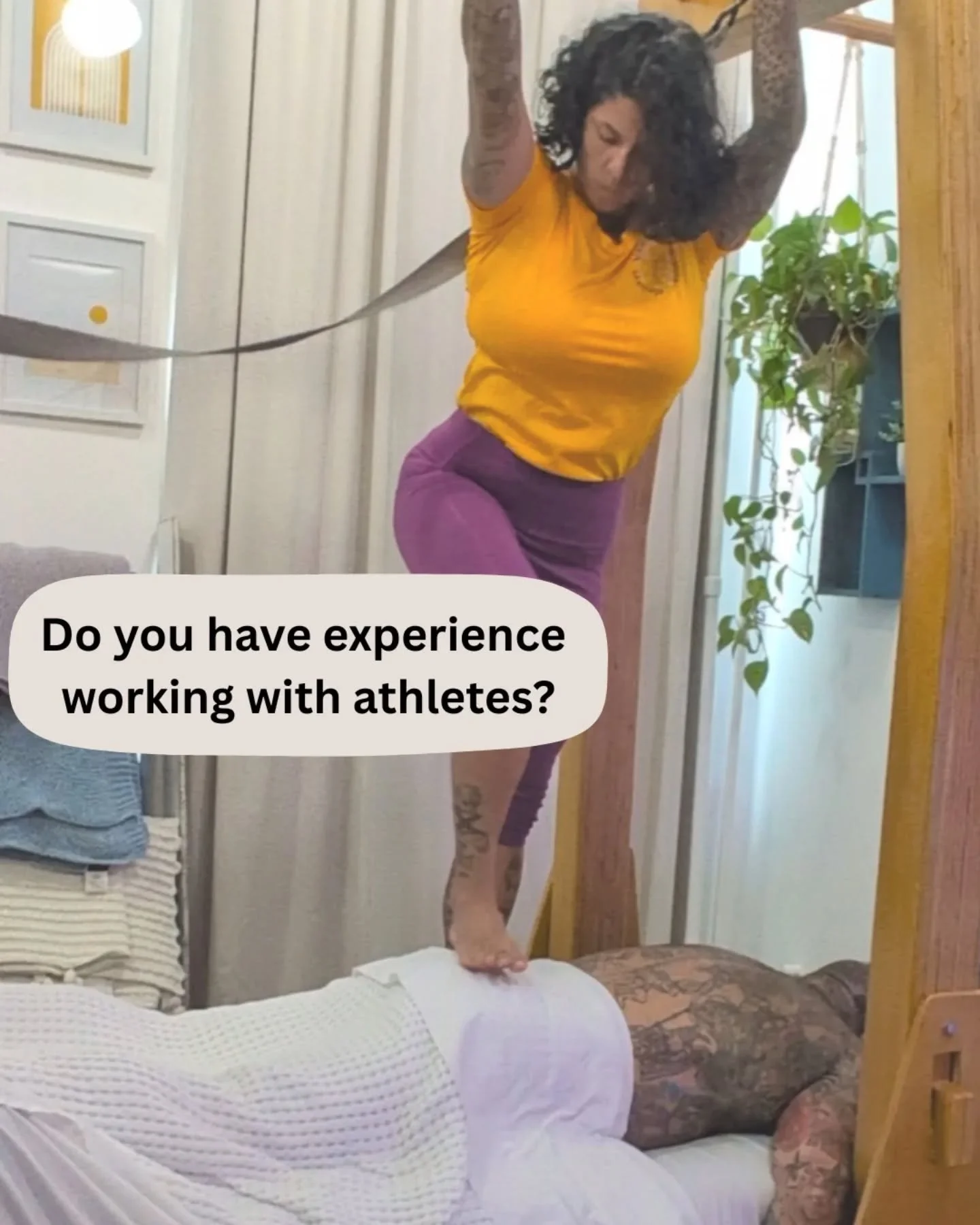 I've received several phone calls asking if I have experience working with athletes? 

Short answer? Yes.

Long answer? Every body's needs are different...even athletic bodies.

I've worked with San Antonio Spurs players, (who barely fit the length o