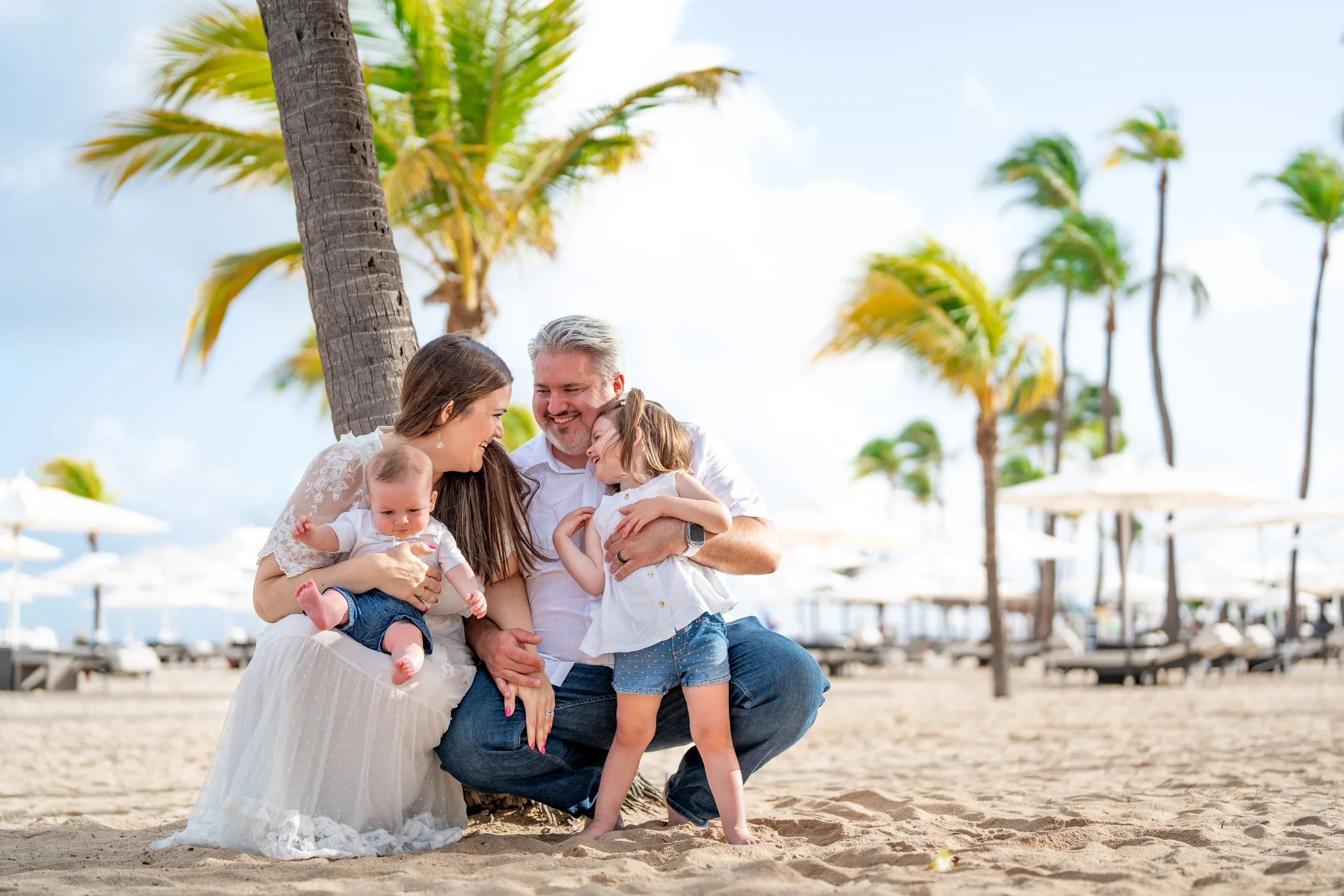 The Ultimate Packing List for Your Aruba Family Photoshoot Vacation