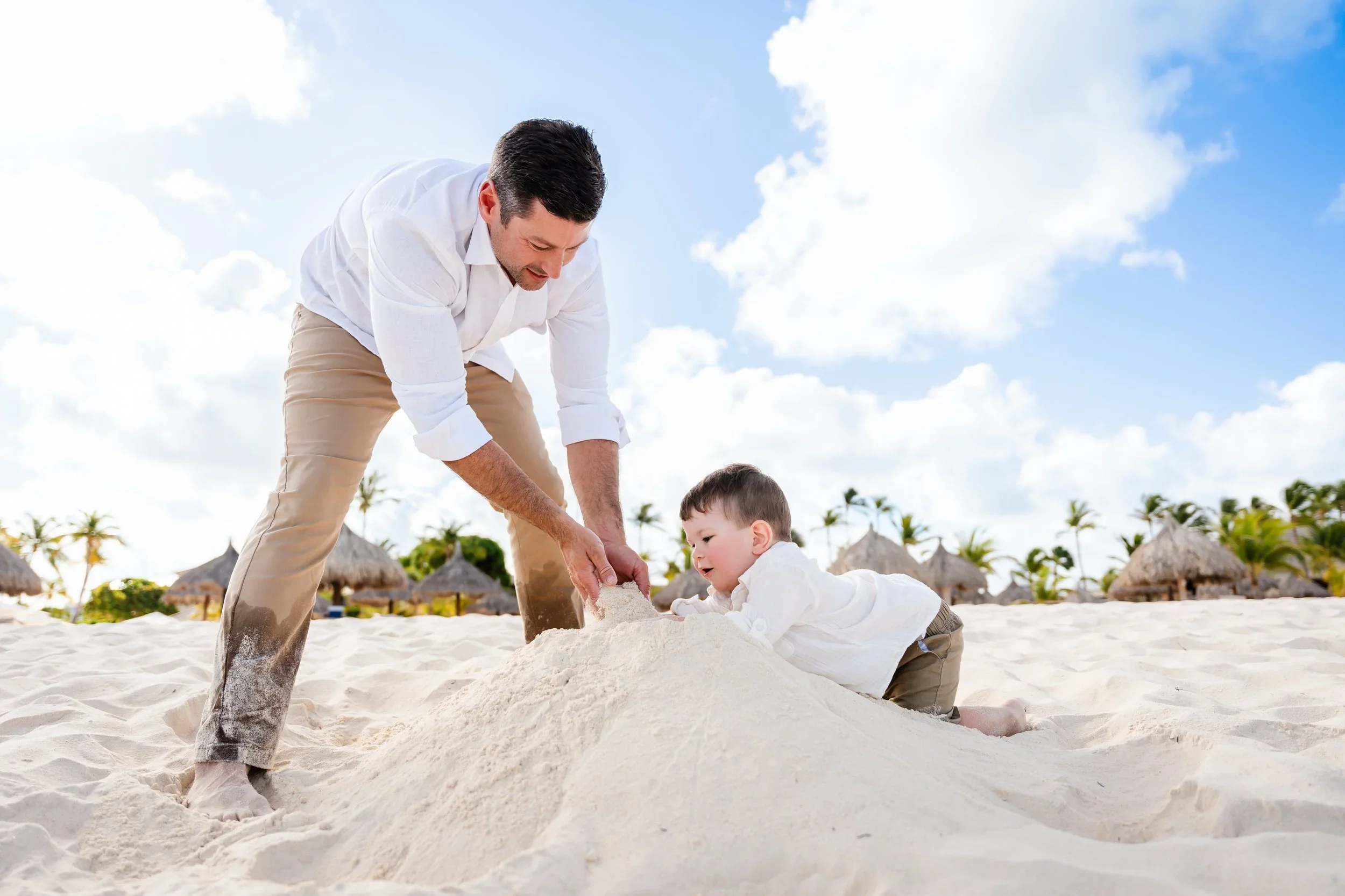 How to Make Kids Enjoy a Family Photoshoot in Aruba?