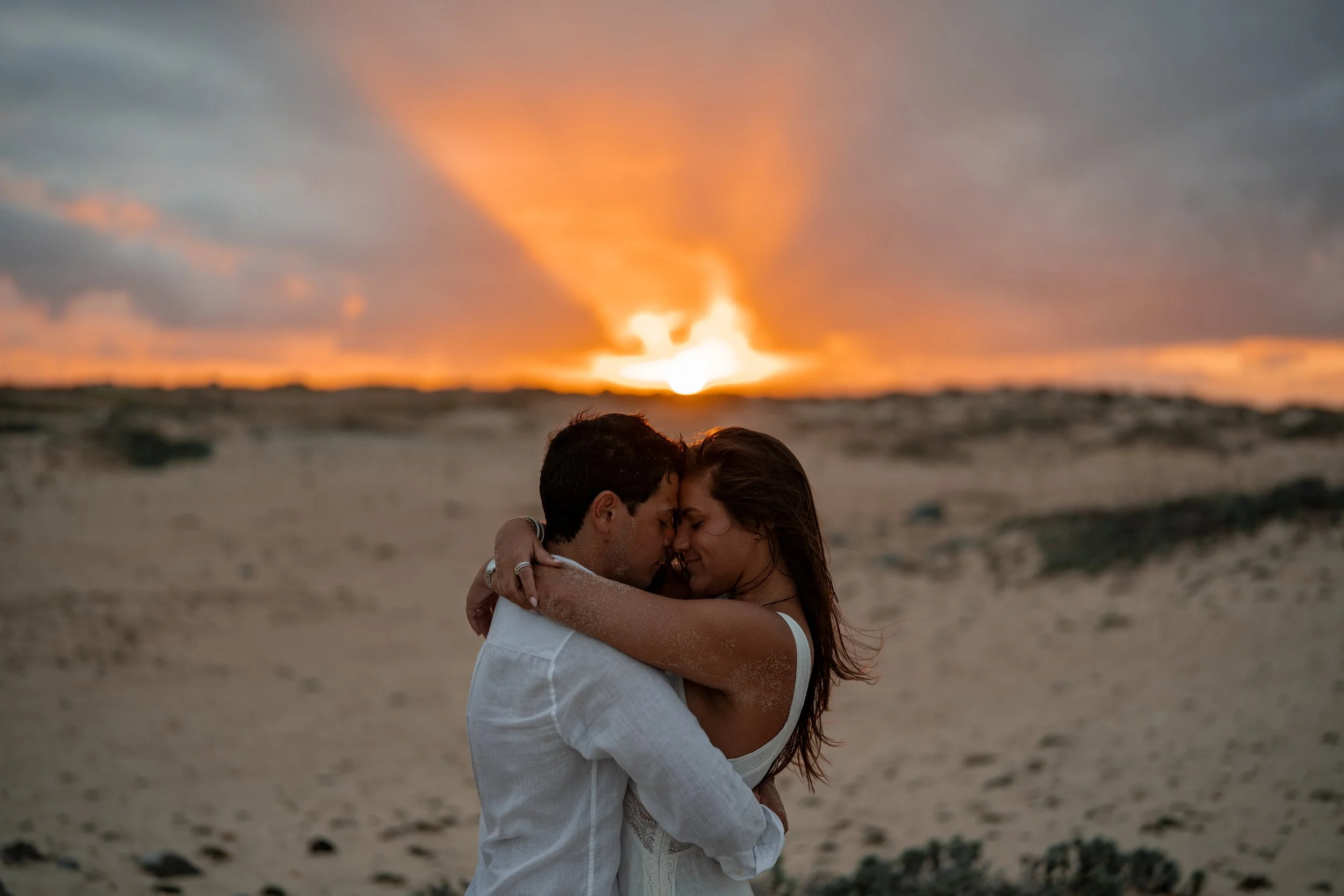 Top Ideas for a Couple's Photoshoot That Actually Look Natural