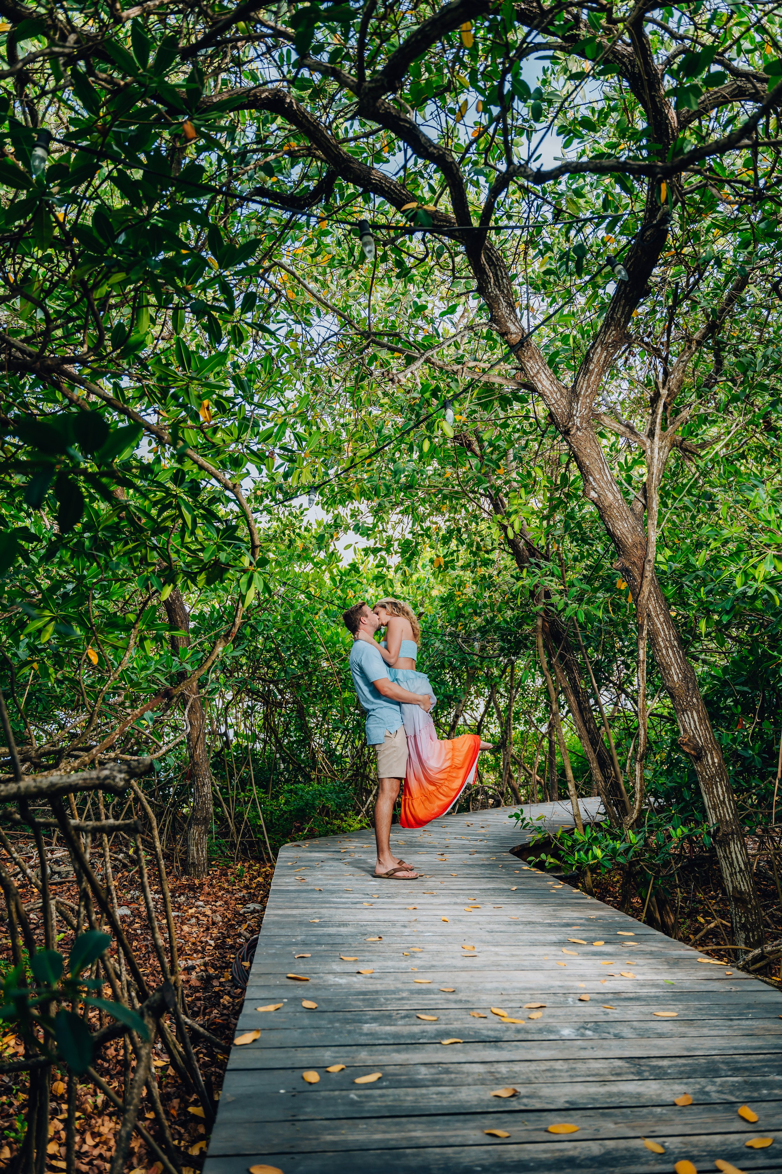 aruba local photographer weddings, couples, engagement, palm eagle beach marriott flamingo