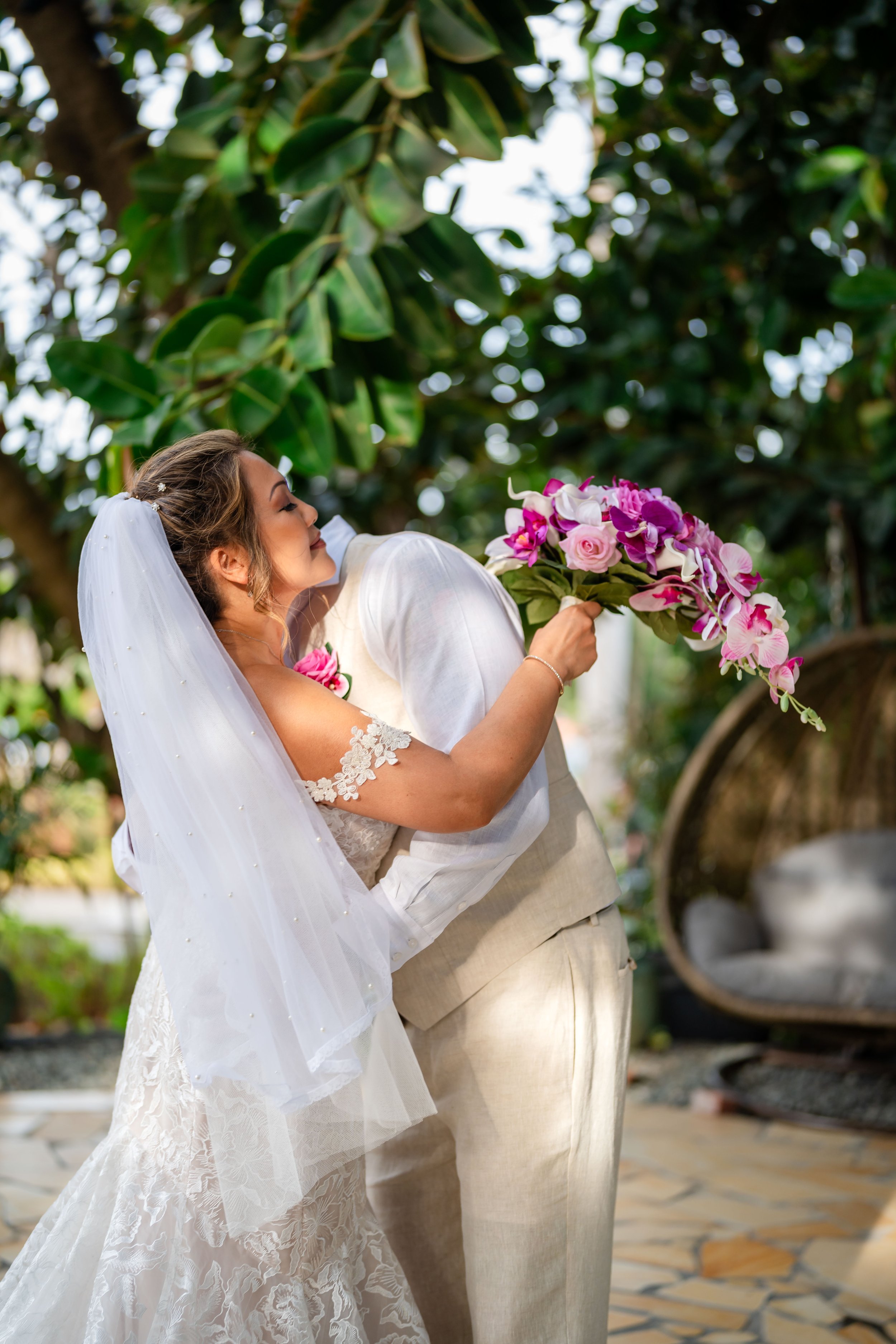 What Makes Wedding Photography in Aruba Unique?